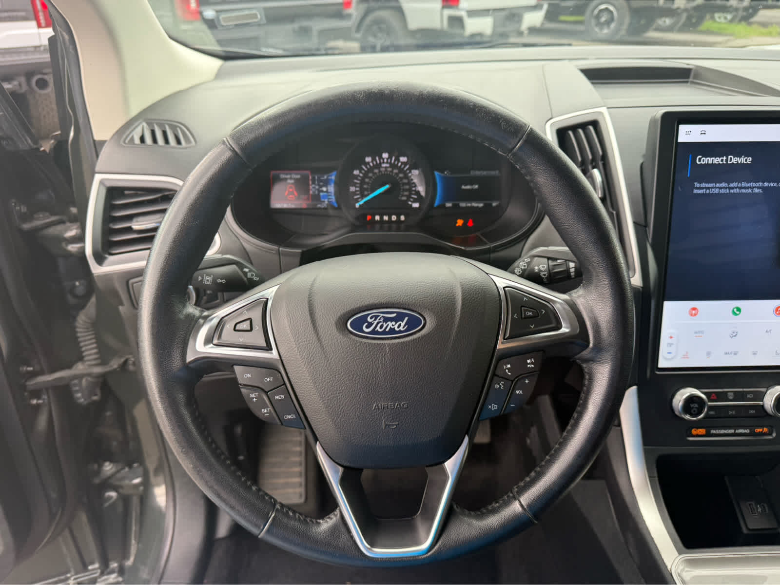 2023 Ford Edge SEL - Forged Green Metallic exterior view 9