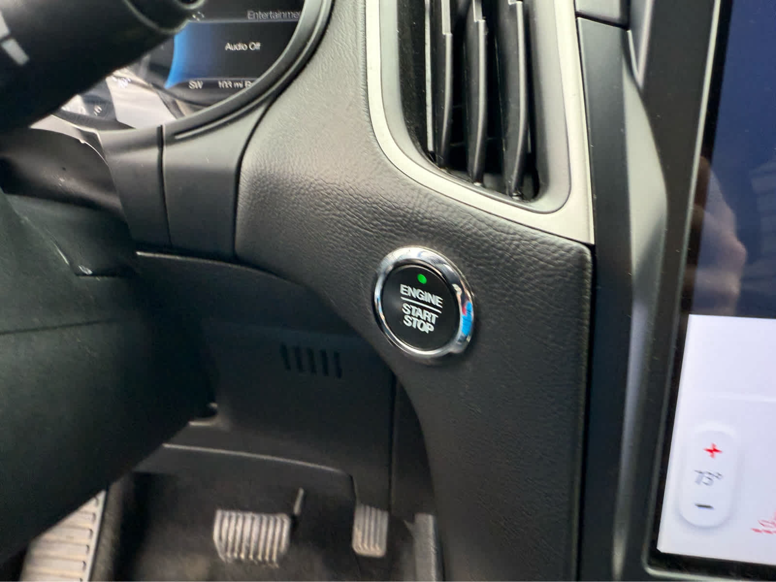 2023 Ford Edge SEL - Forged Green Metallic exterior view 12