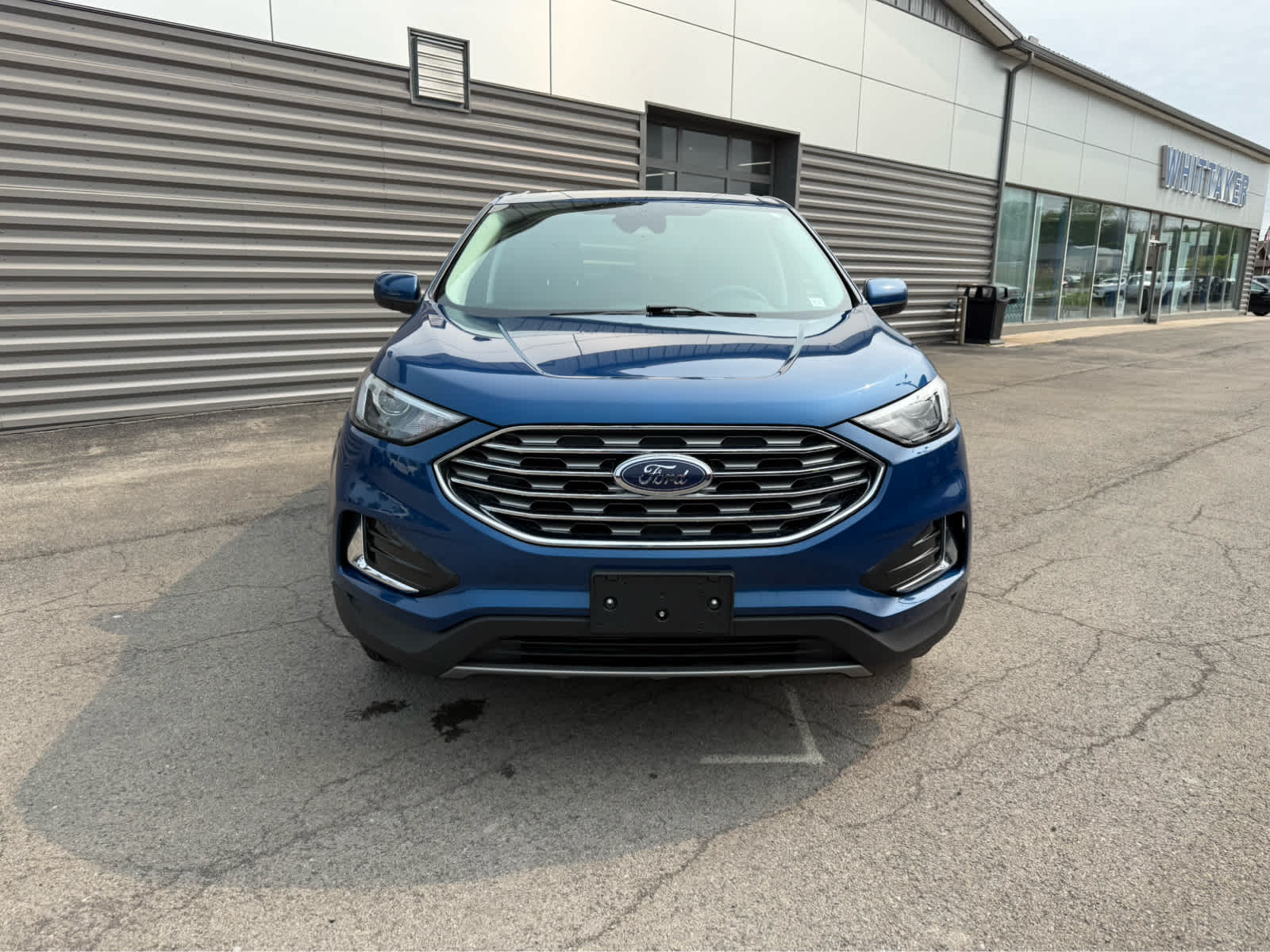 2022 Ford Edge SEL - Atlas Blue Metallic exterior view 3