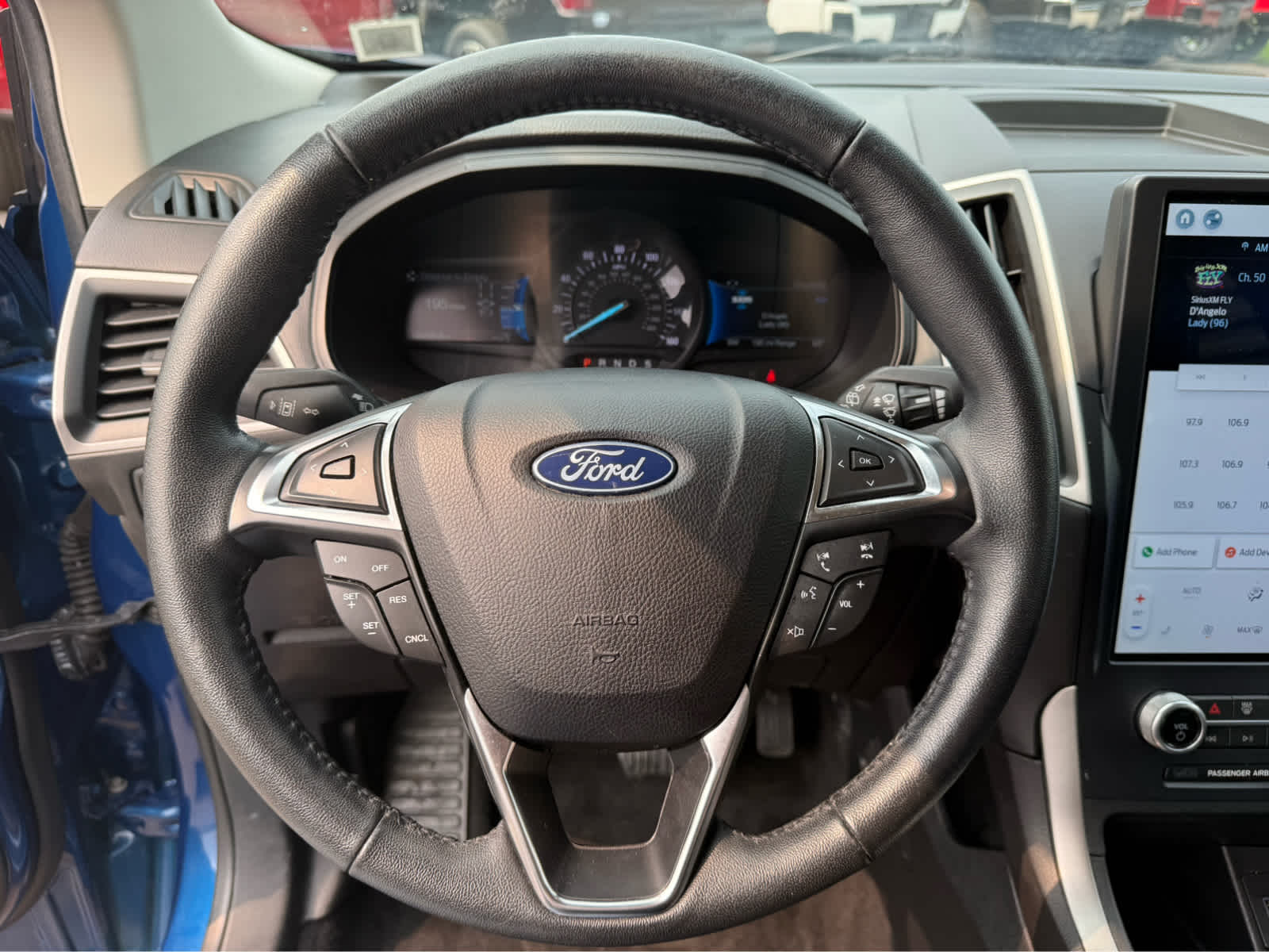 2022 Ford Edge SEL - Atlas Blue Metallic exterior view 9