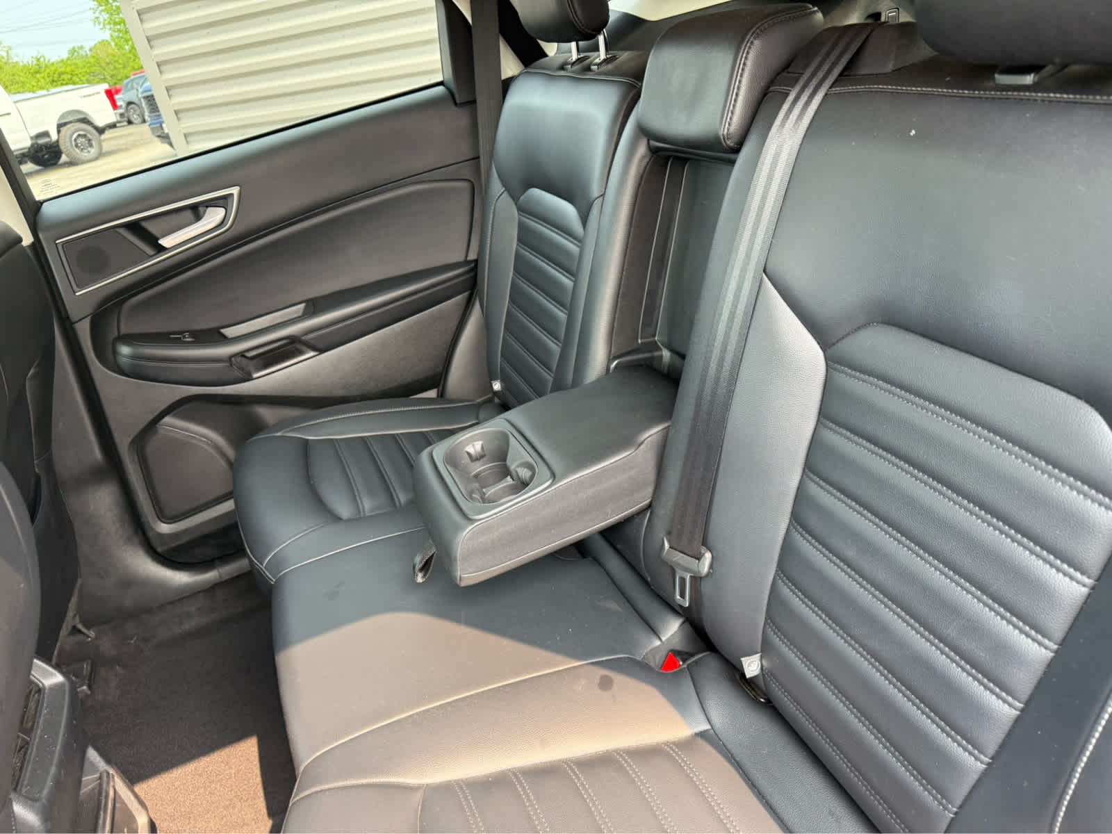 2022 Ford Edge SEL - Atlas Blue Metallic exterior view 17