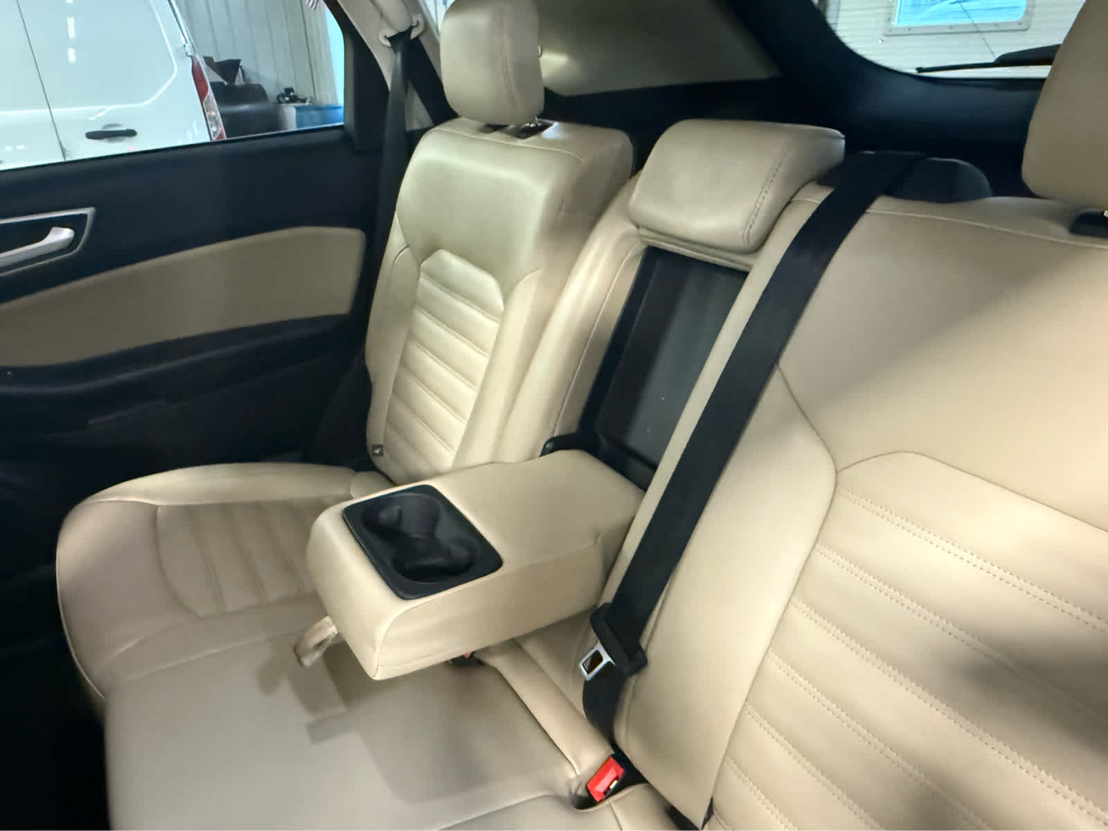 2024 Ford Edge SEL - Carbonized Gray Metallic exterior view 16