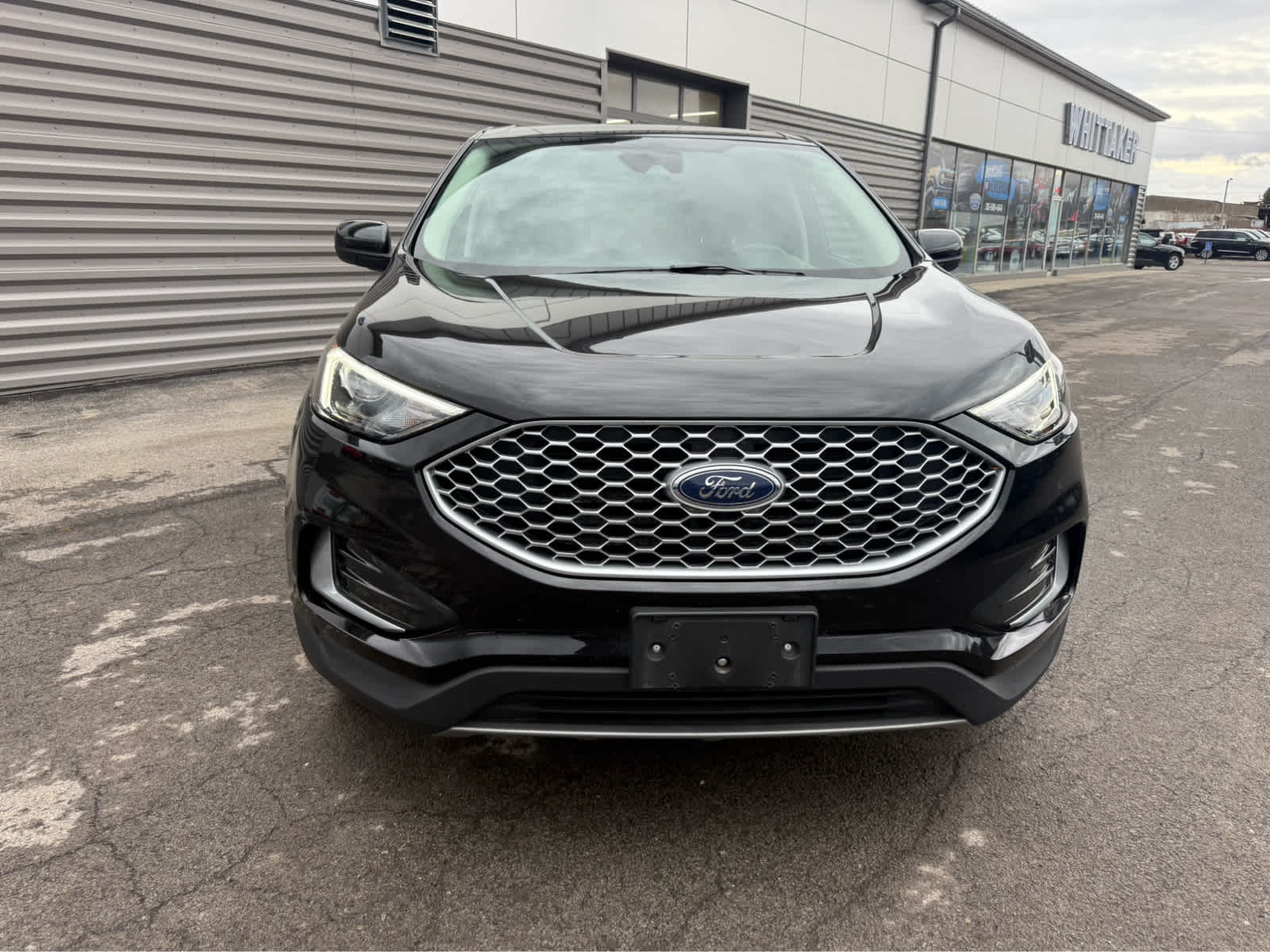 2024 Ford Edge SEL - Agate Black Metallic exterior view 3