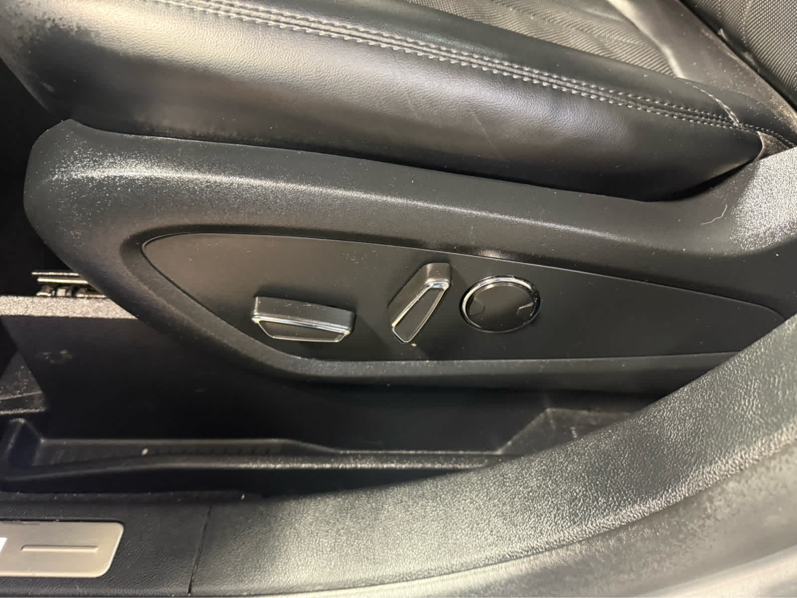 2021 Lincoln Nautilus Reserve - Silver Radiance exterior view 8