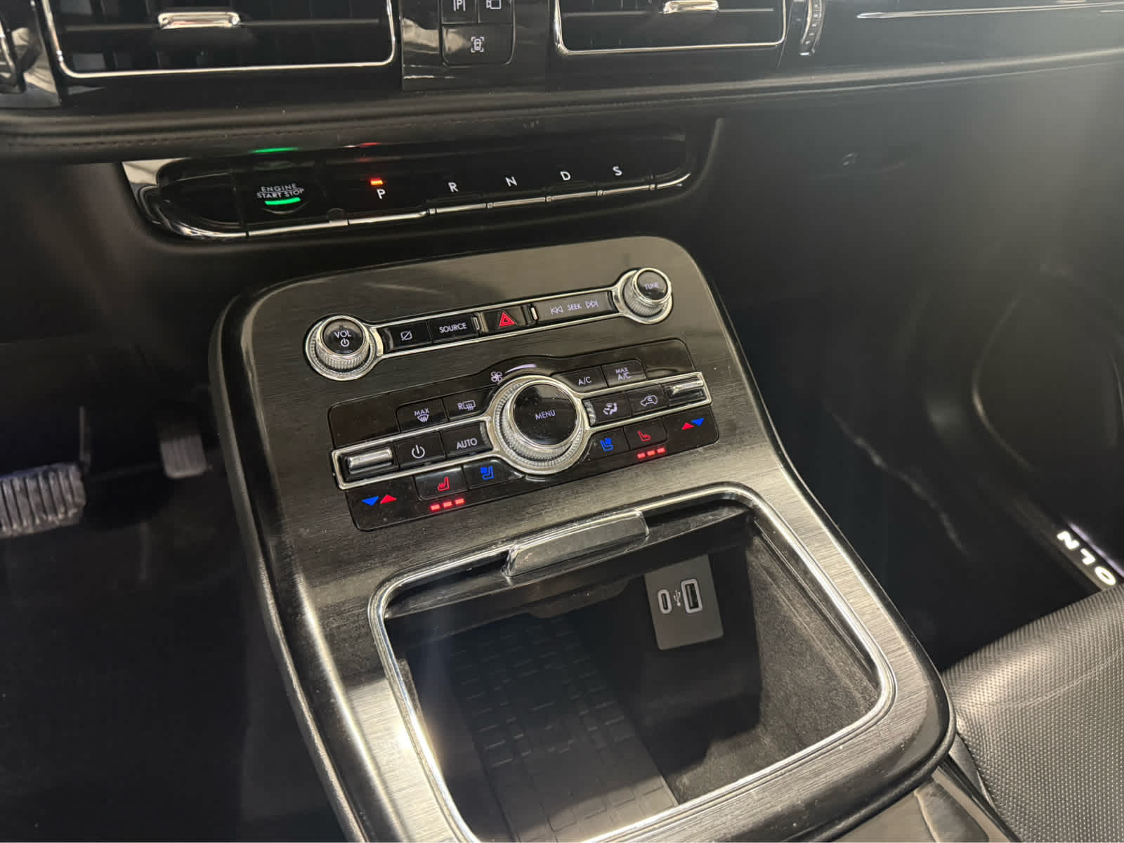 2021 Lincoln Nautilus Reserve - Silver Radiance exterior view 13