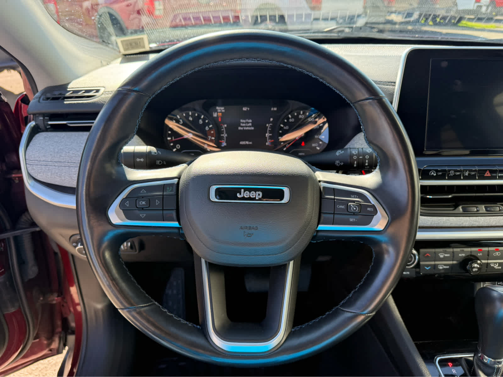 2022 Jeep Compass Latitude - Velvet Red Pearlcoat exterior view 9