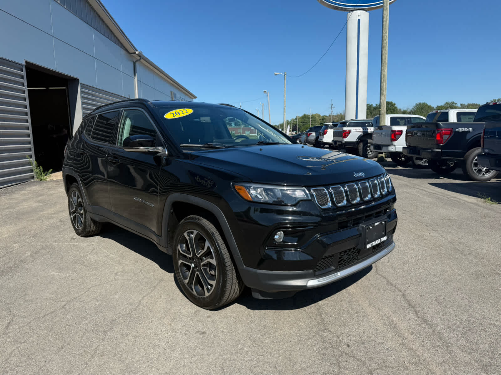 2022 Jeep Compass Limited - Diamond Black Crystal Pearlcoat exterior view 2