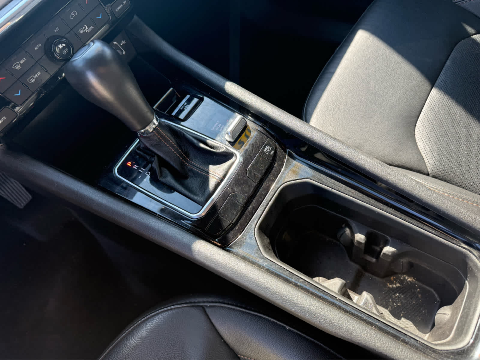 2022 Jeep Compass Limited - Diamond Black Crystal Pearlcoat exterior view 15