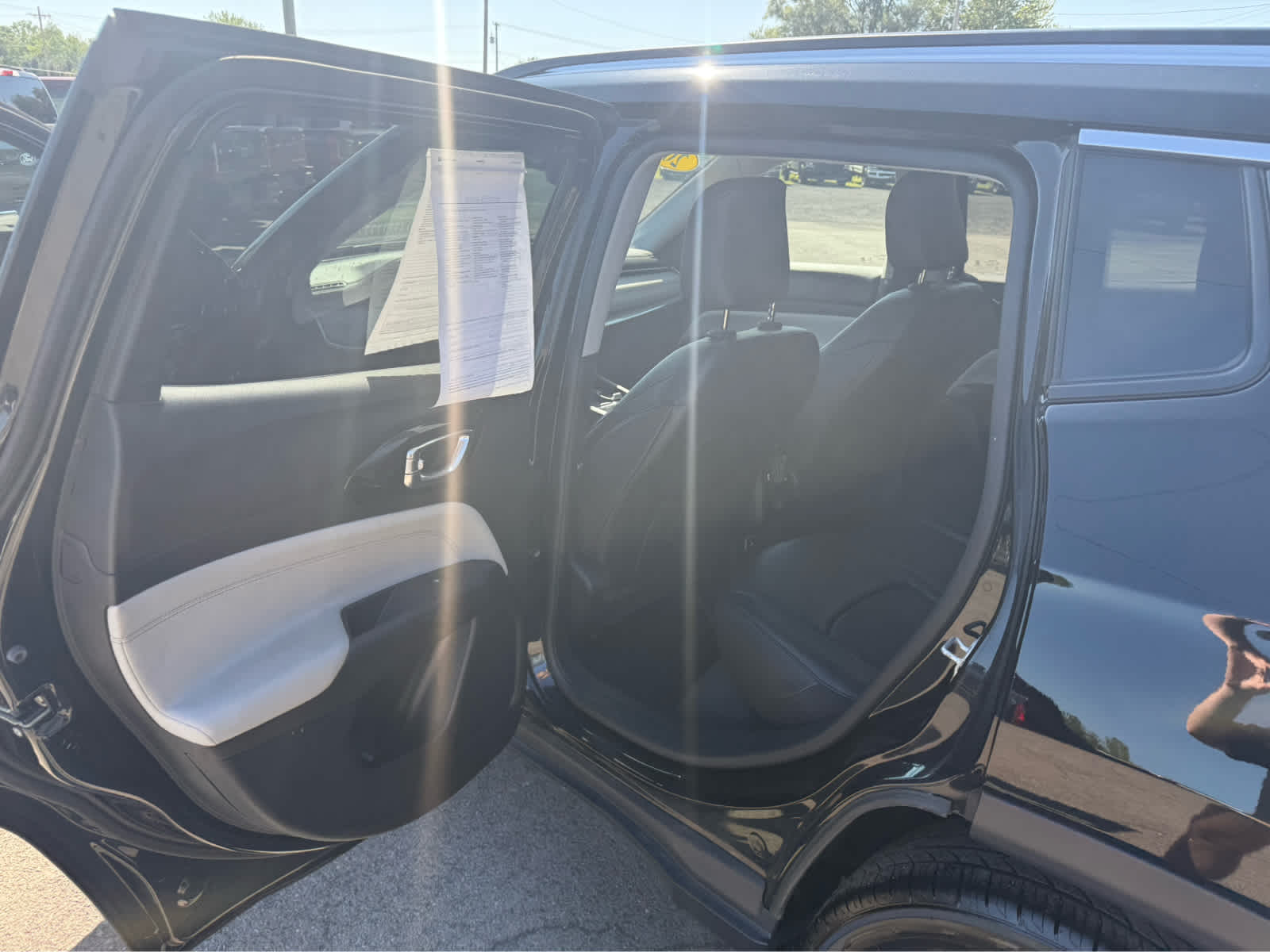 2022 Jeep Compass Limited - Diamond Black Crystal Pearlcoat exterior view 16