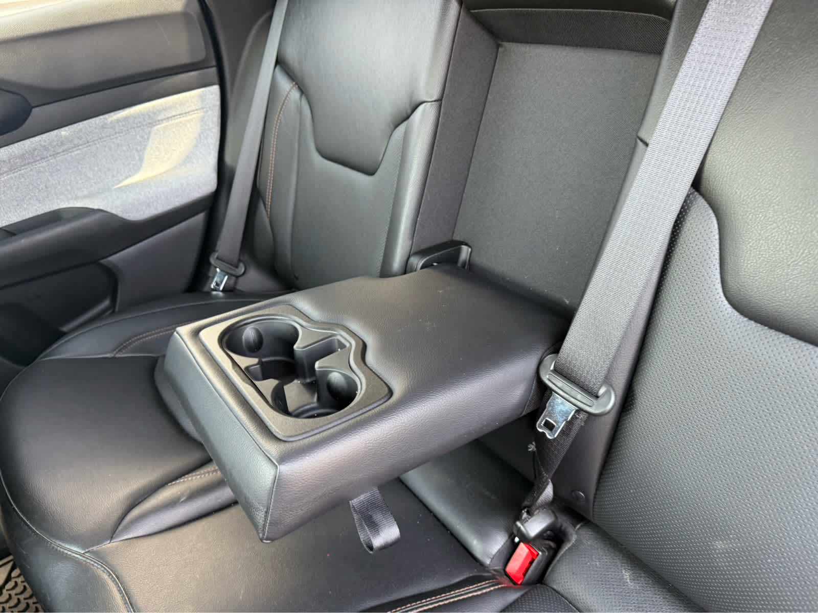 2023 Jeep Compass Latitude Lux - Laser Blue Pearlcoat exterior view 17