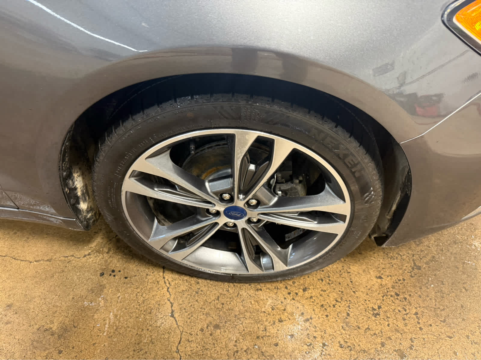 2020 Ford Fusion Titanium - Magnetic Metallic exterior view 4