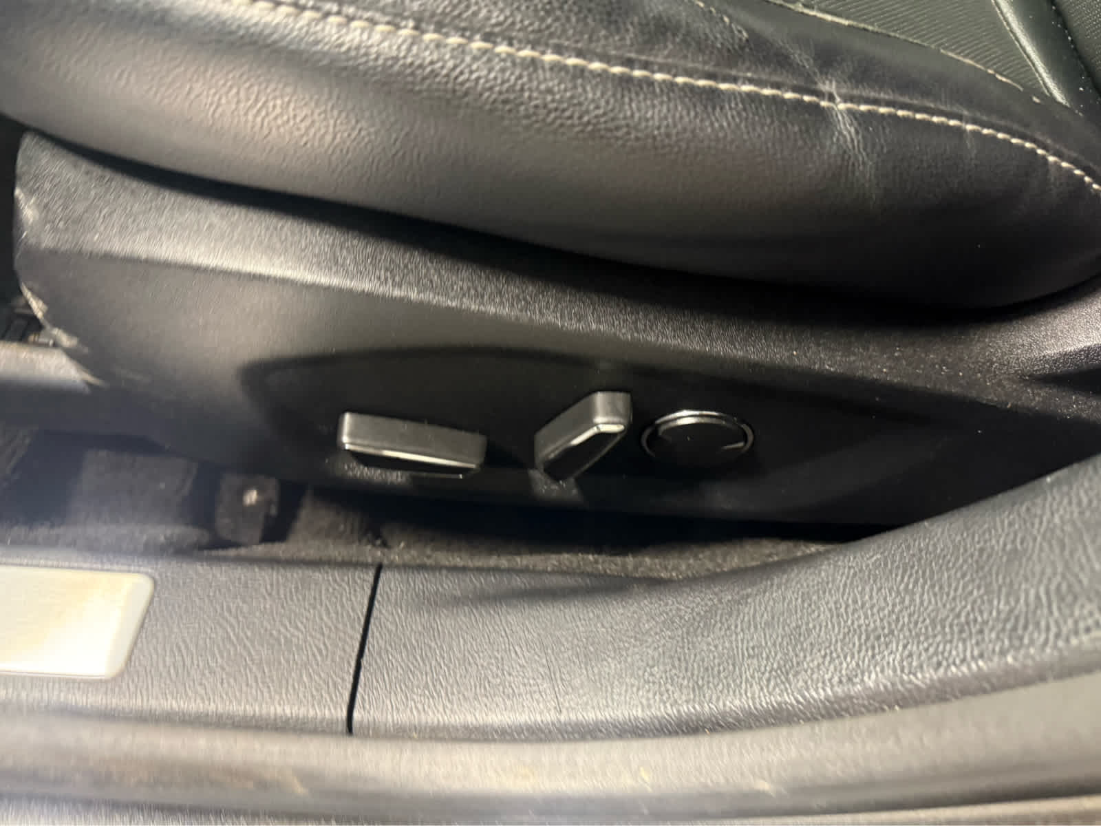 2020 Ford Fusion Titanium - Magnetic Metallic exterior view 8