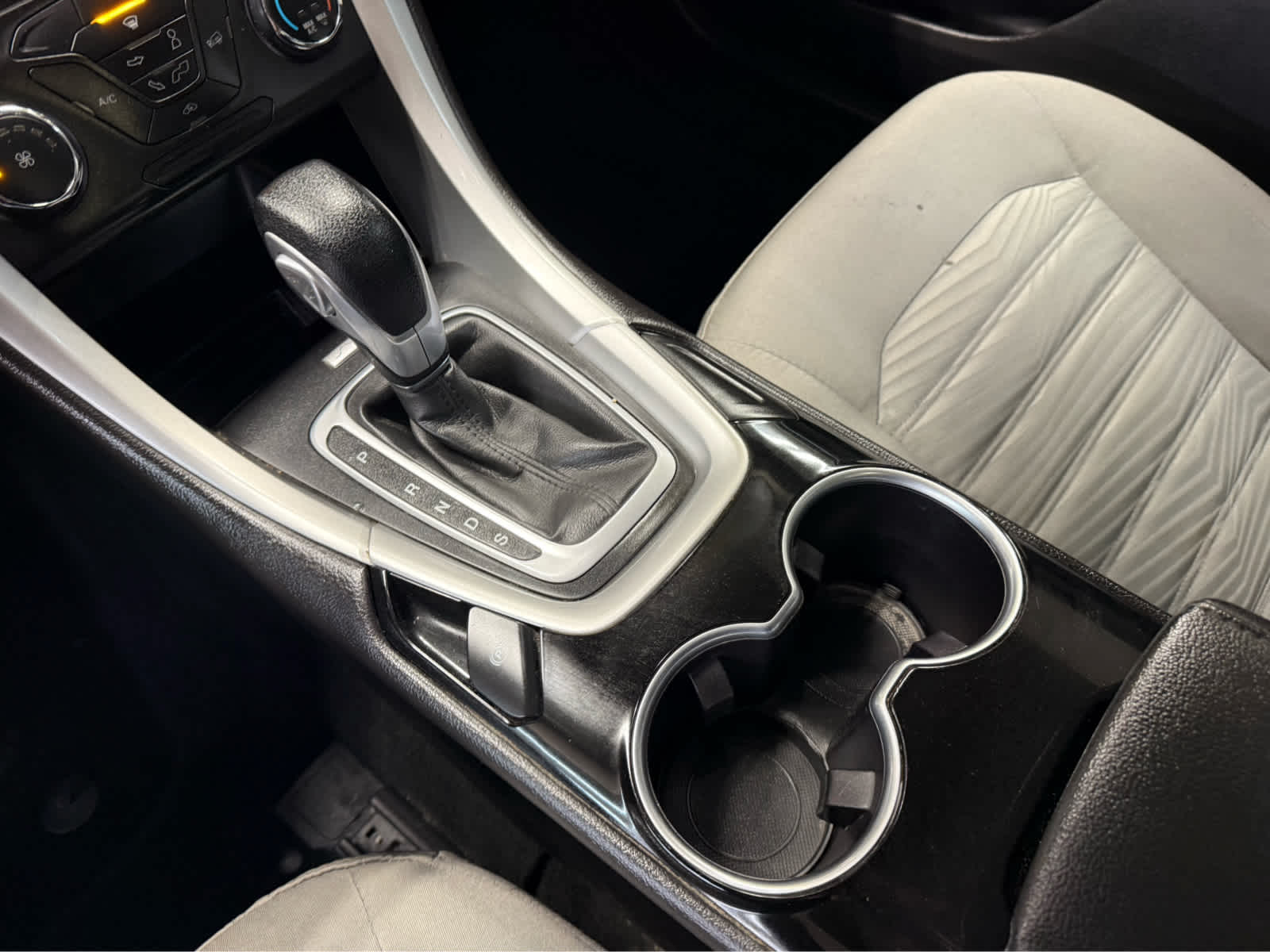 2016 Ford Fusion S - Magnetic exterior view 12