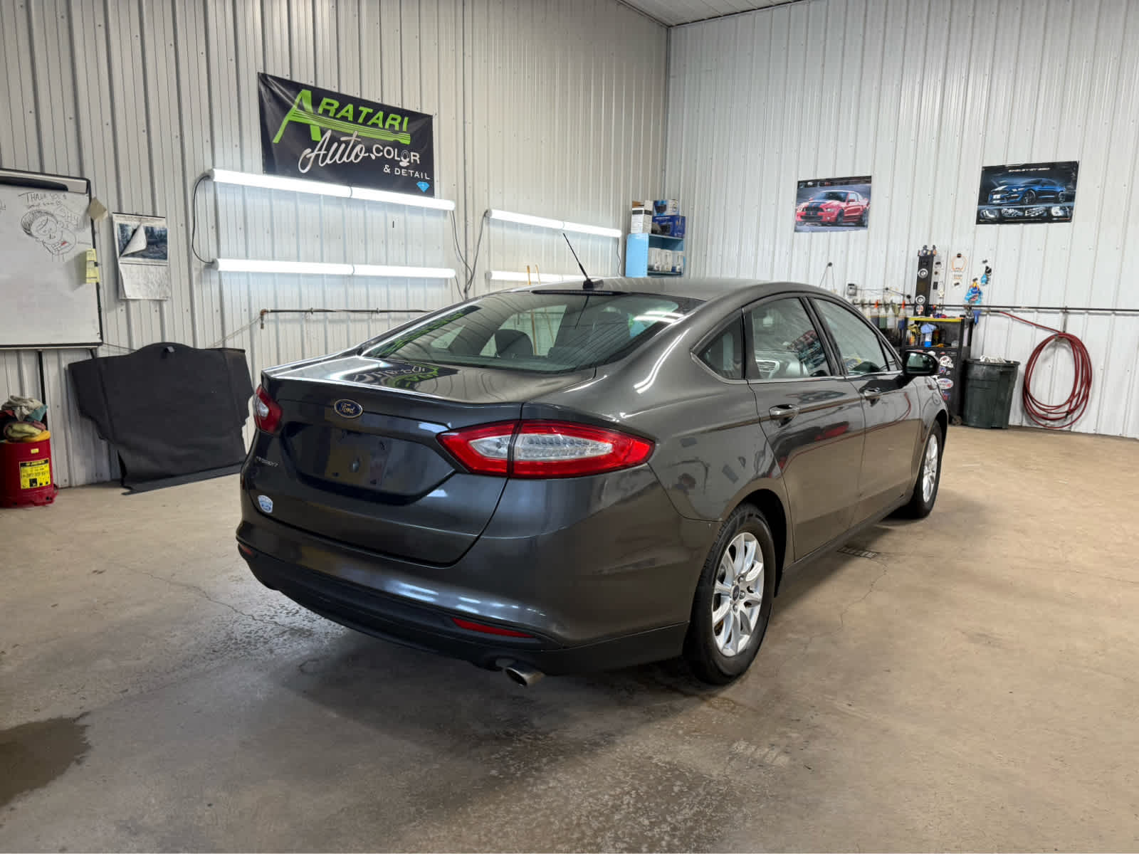 2016 Ford Fusion S - Magnetic exterior view 5