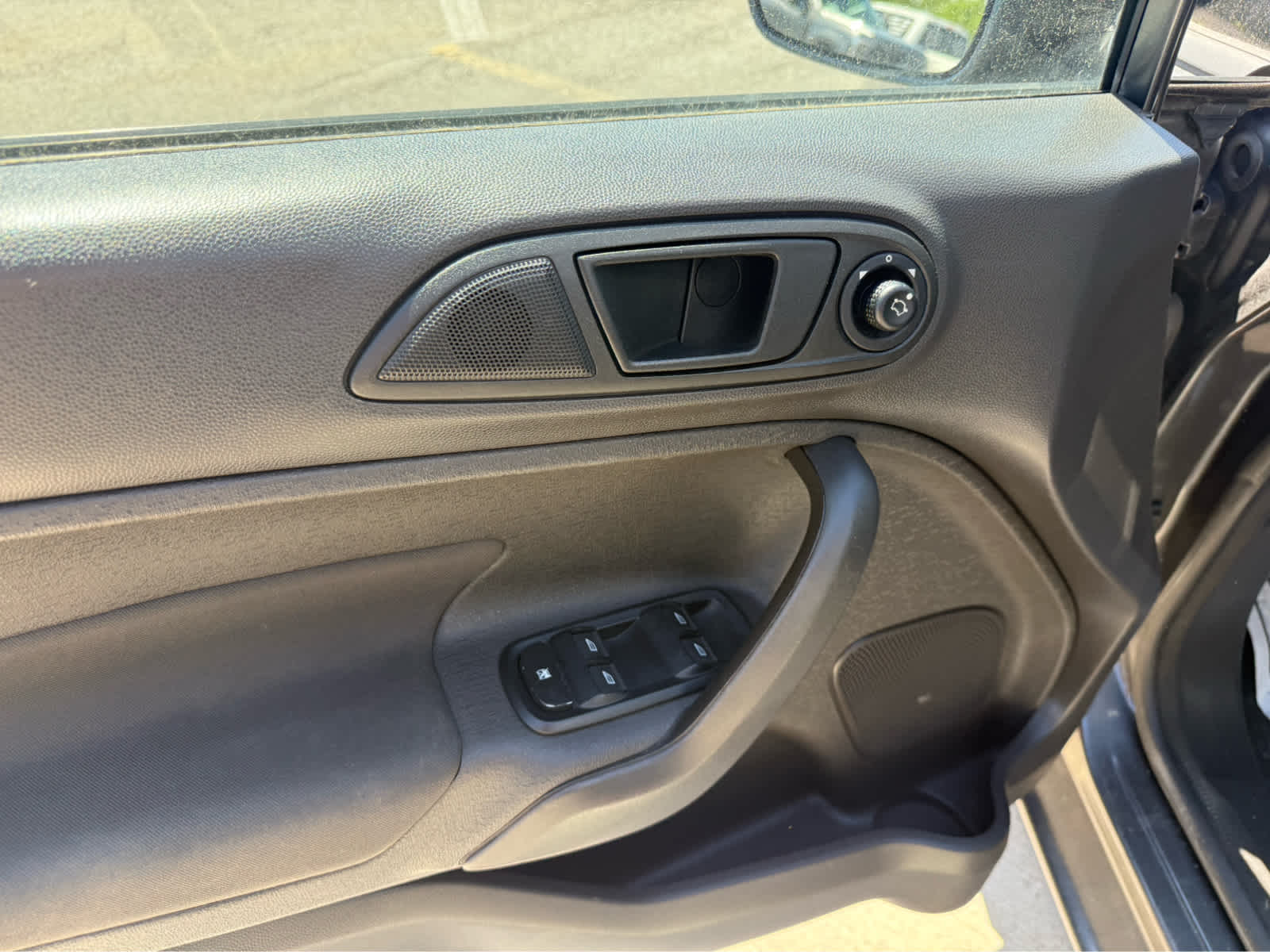2019 Ford Fiesta SE - Magnetic Metallic exterior view 7