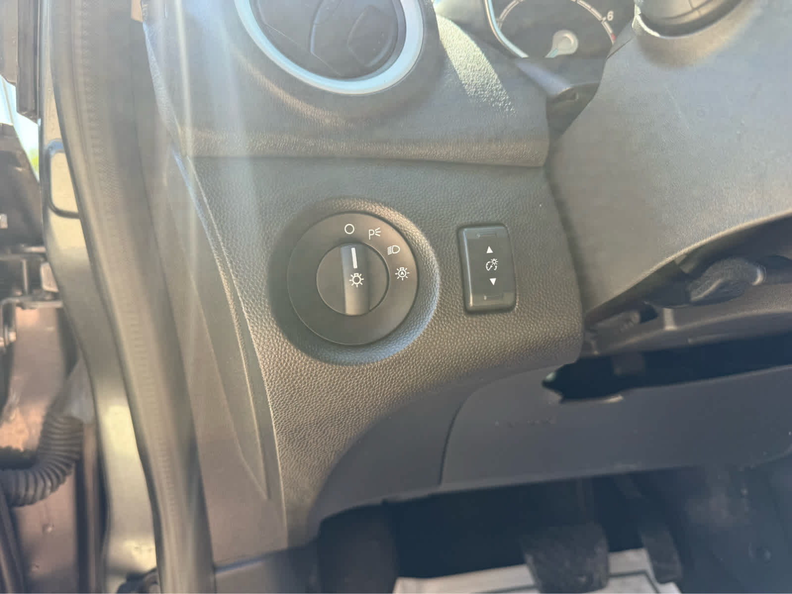 2019 Ford Fiesta SE - Magnetic Metallic exterior view 10