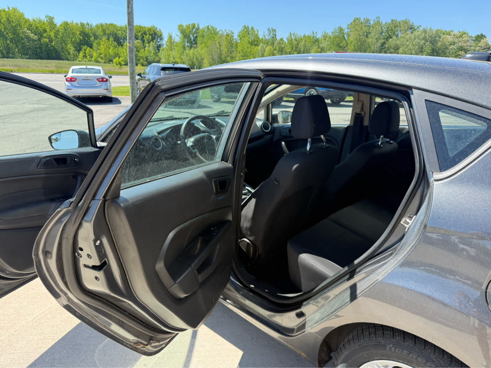 2019 Ford Fiesta SE - Magnetic Metallic exterior view 14