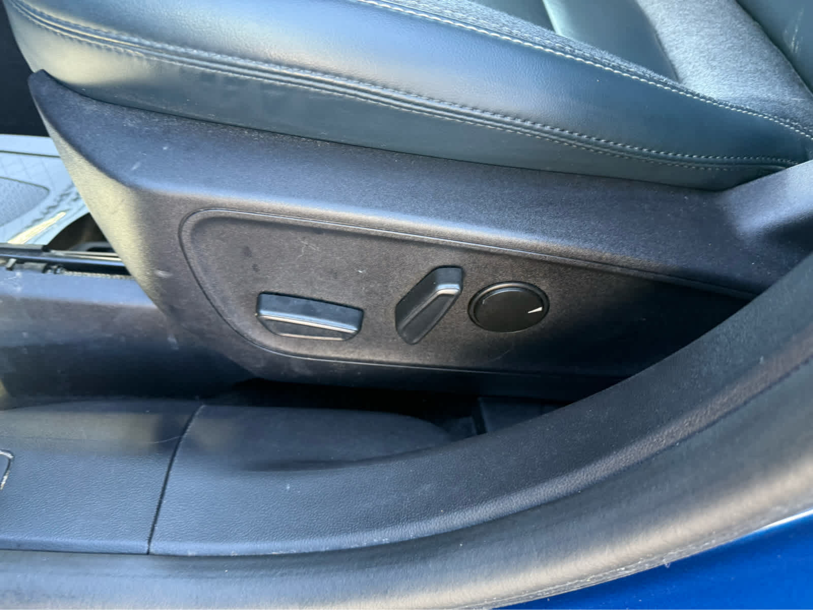 2023 Ford Bronco Sport Outer Banks - Atlas Blue Metallic exterior view 8