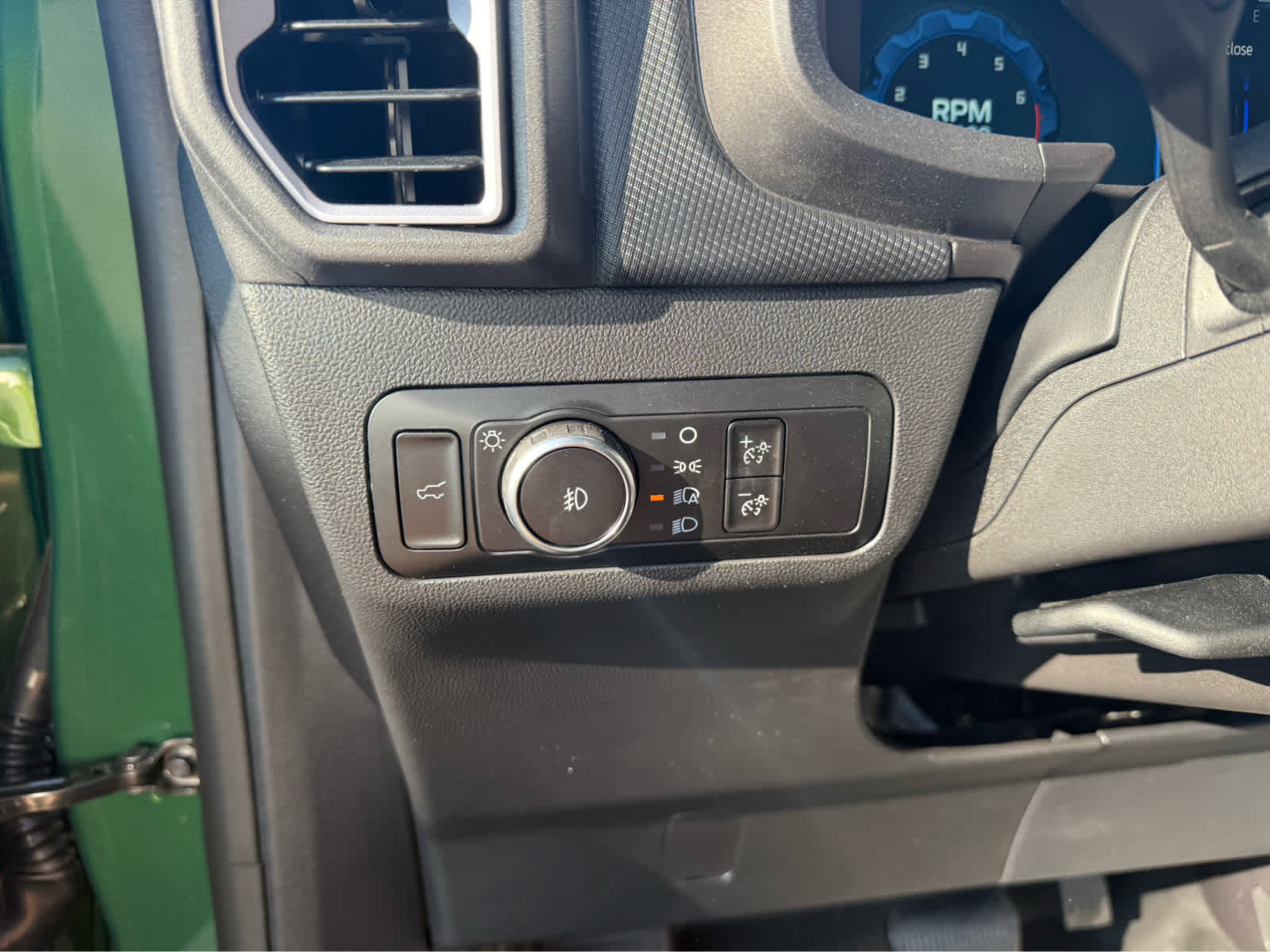 2025 Ford Bronco Sport Outer Banks - Eruption Green Metallic exterior view 12