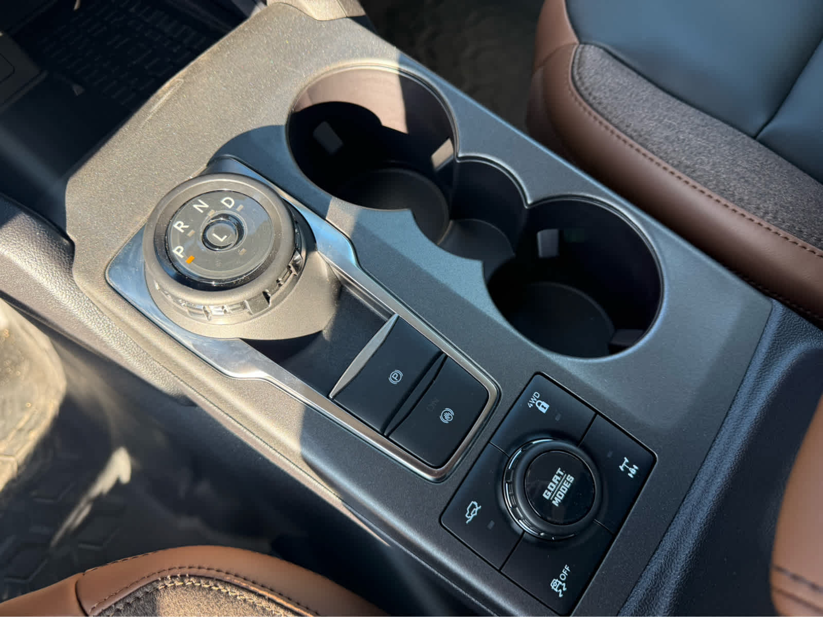 2025 Ford Bronco Sport Outer Banks - Eruption Green Metallic exterior view 15