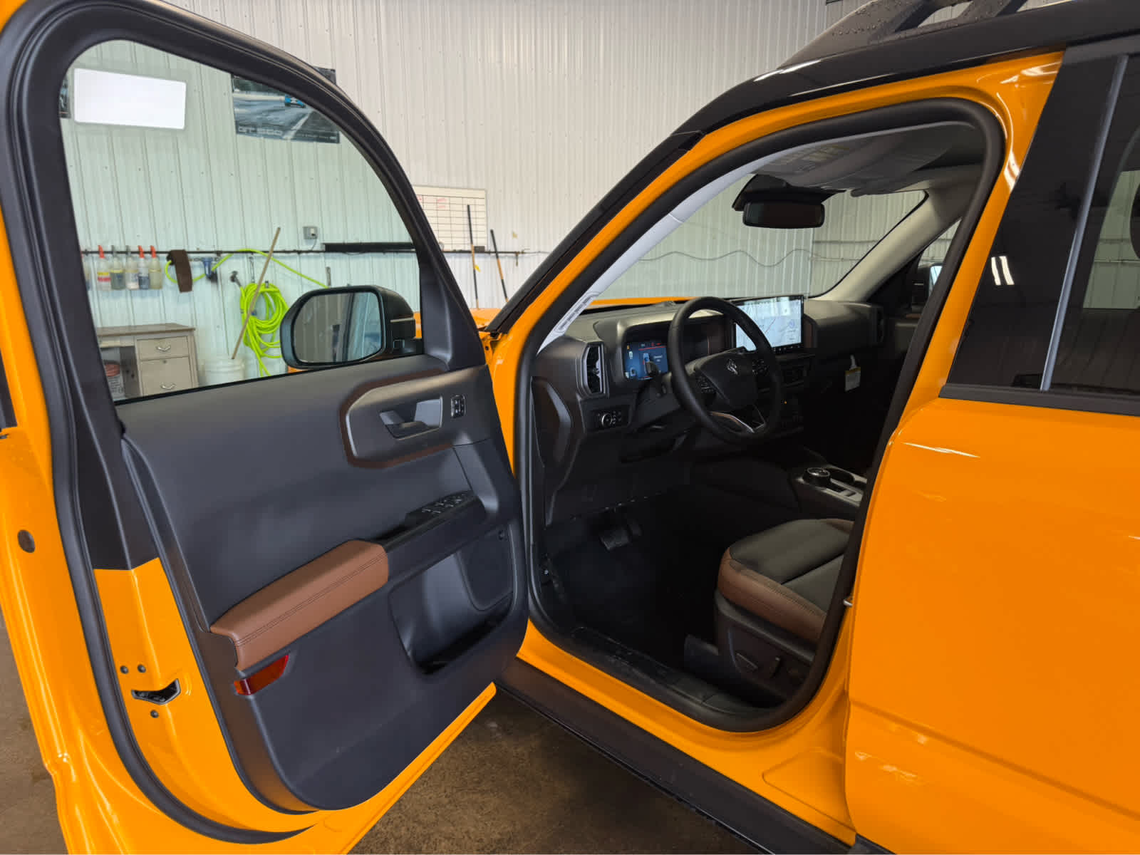 2026 Ford Bronco Sport Outer Banks - ORANGE FURY METALLIC exterior view 6