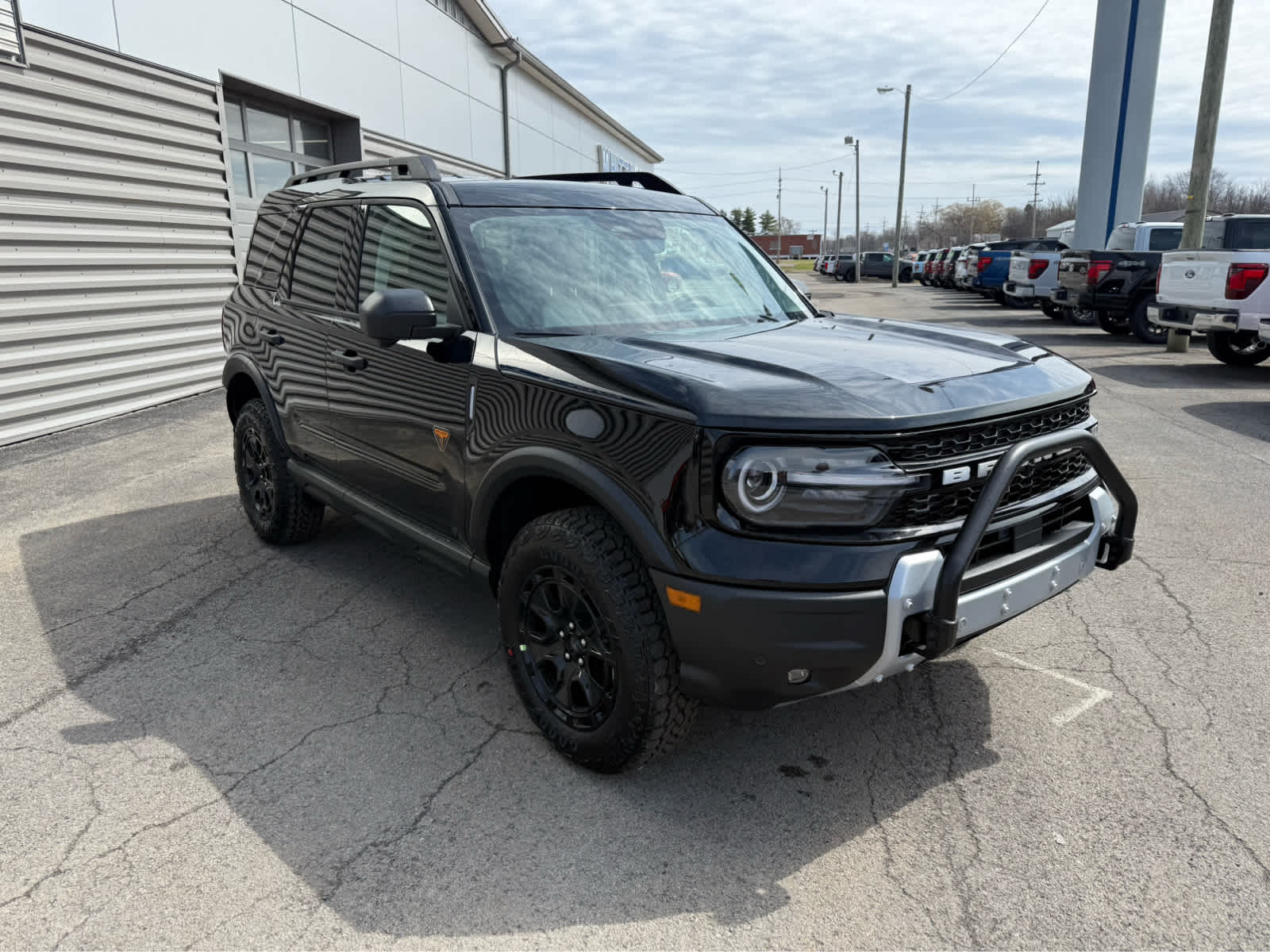 2025 Ford Bronco Sport Badlands - Shadow Black exterior view 2