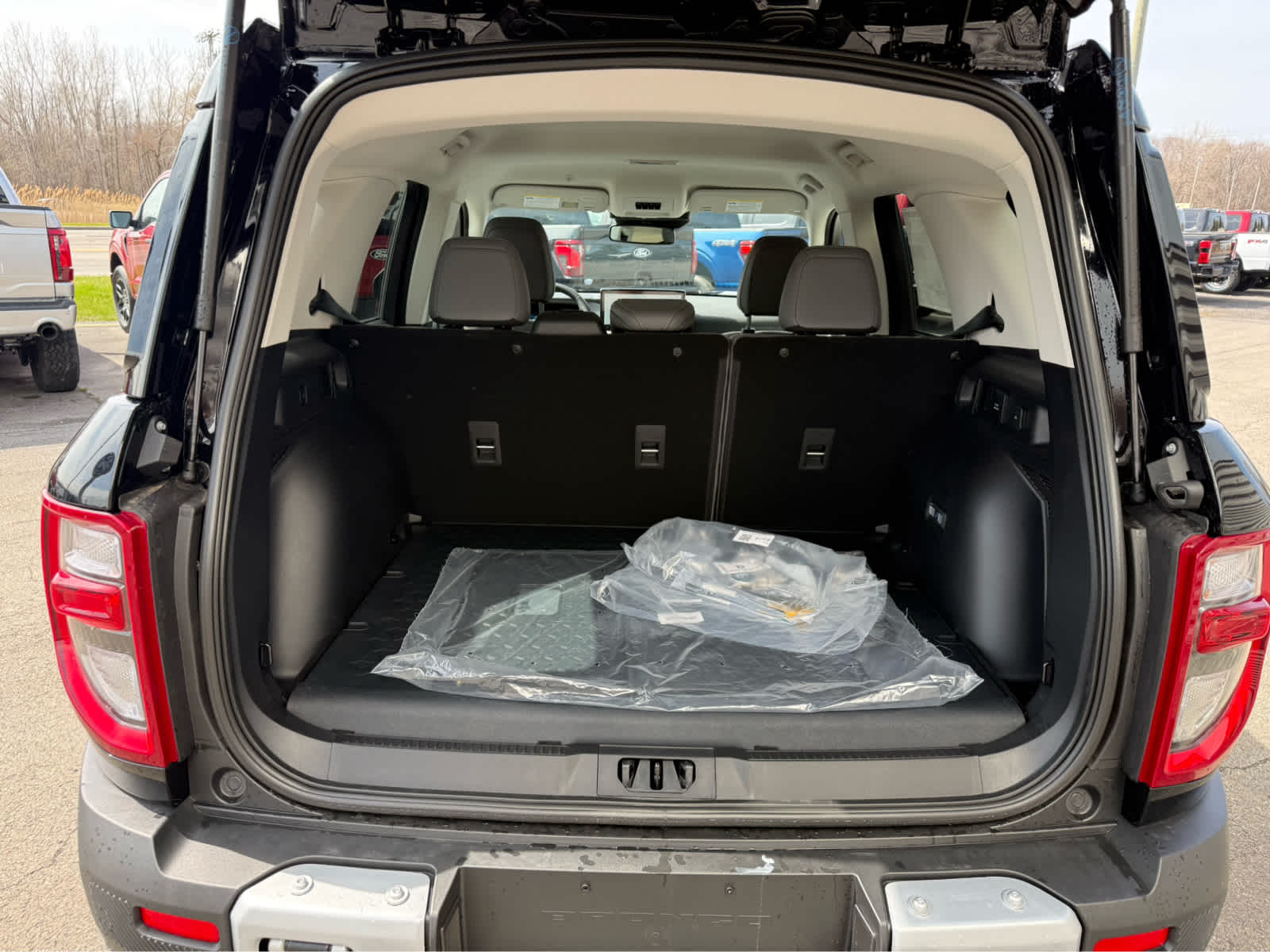 2025 Ford Bronco Sport Badlands - Shadow Black exterior view 18