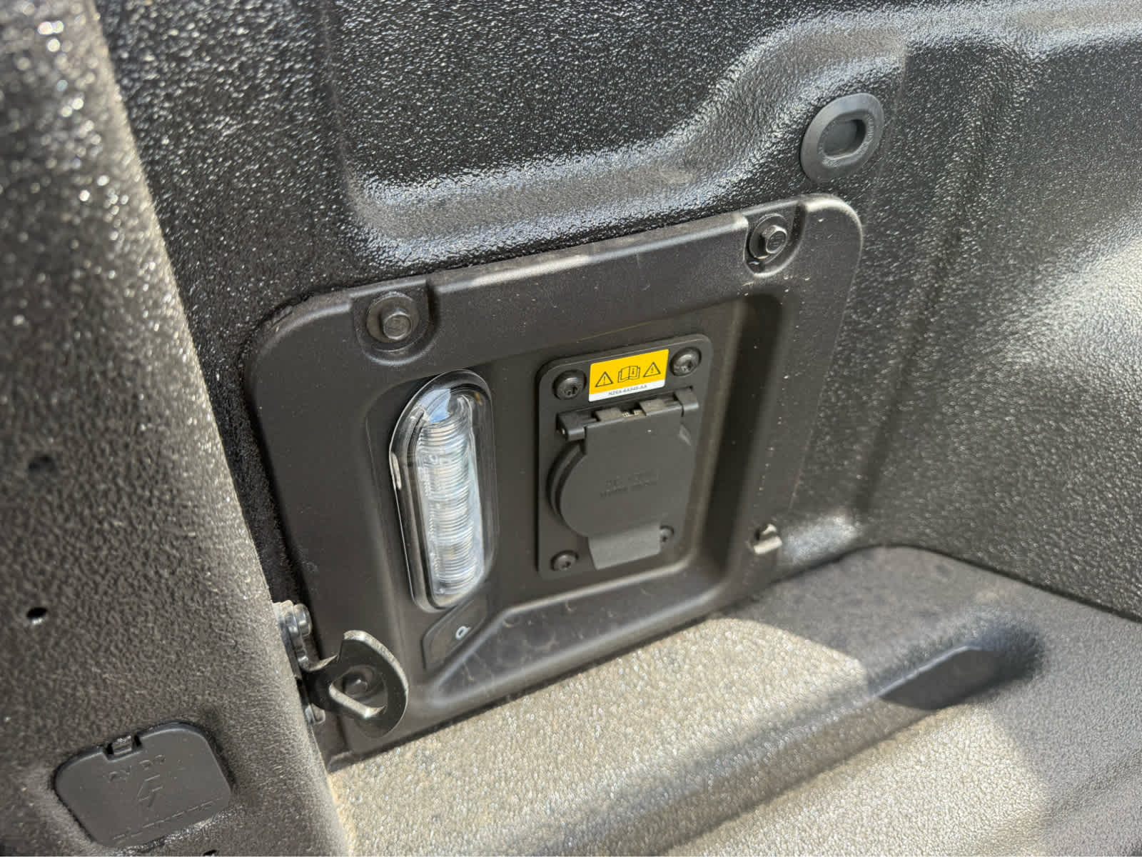 2025 Ford Maverick Lobo High - Shadow Black exterior view 7