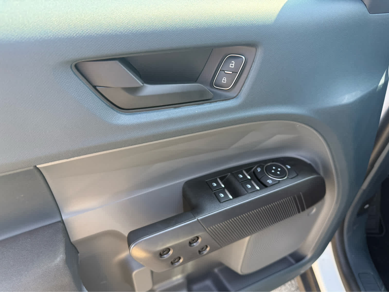 2025 Ford Maverick XL - Oxford White exterior view 9