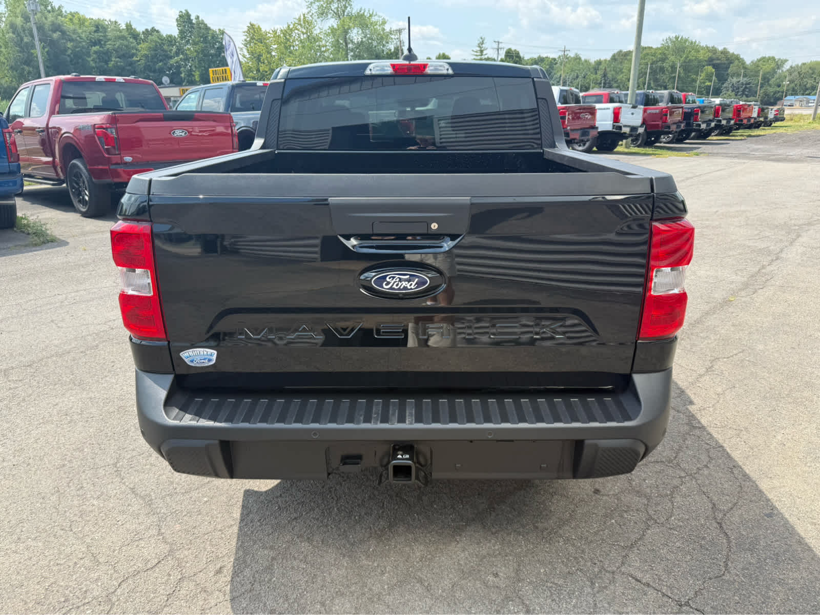 2025 Ford Maverick XLT - Shadow Black exterior view 5