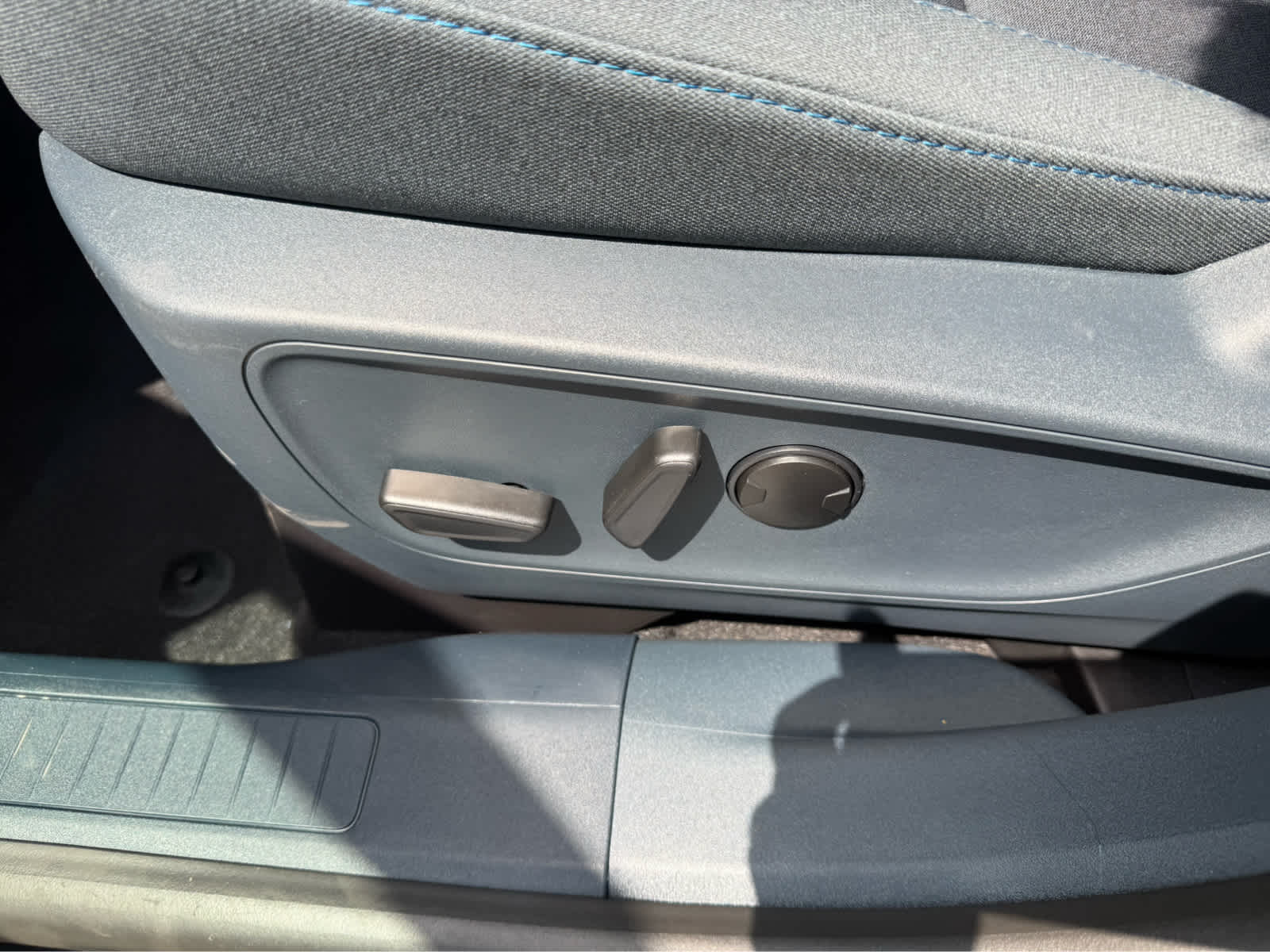 2025 Ford Maverick XLT - Shadow Black exterior view 10