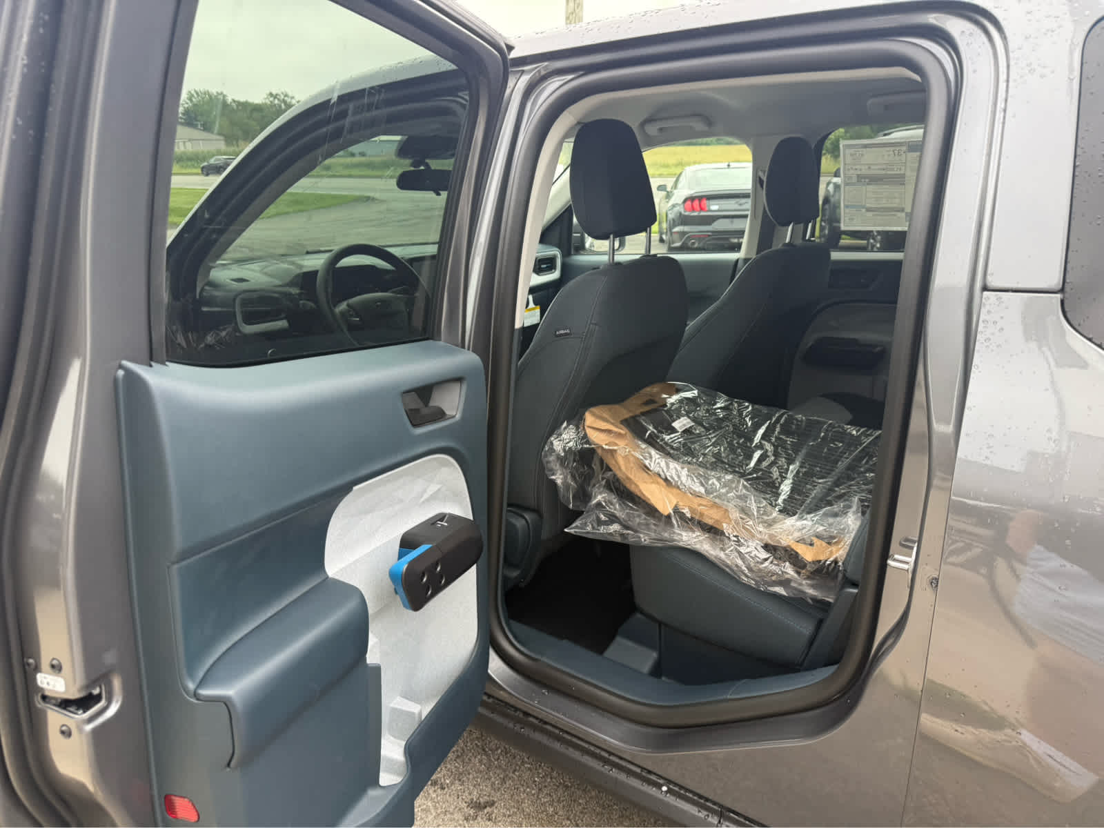 2026 Ford Maverick XLT - Carbonized Gray Metallic exterior view 17