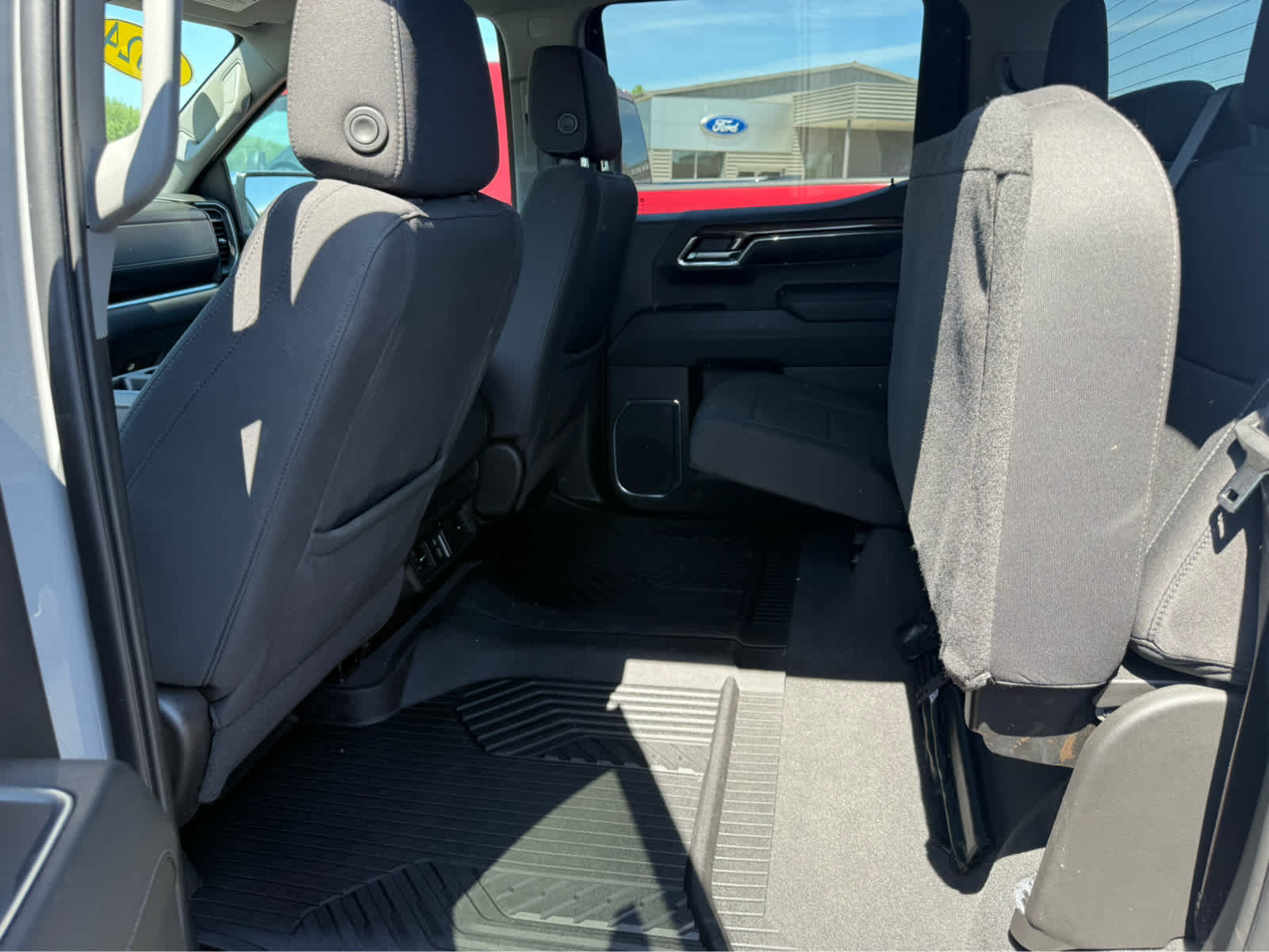 2024 Chevrolet Silverado 1500 LT - Slate Gray Metallic exterior view 20