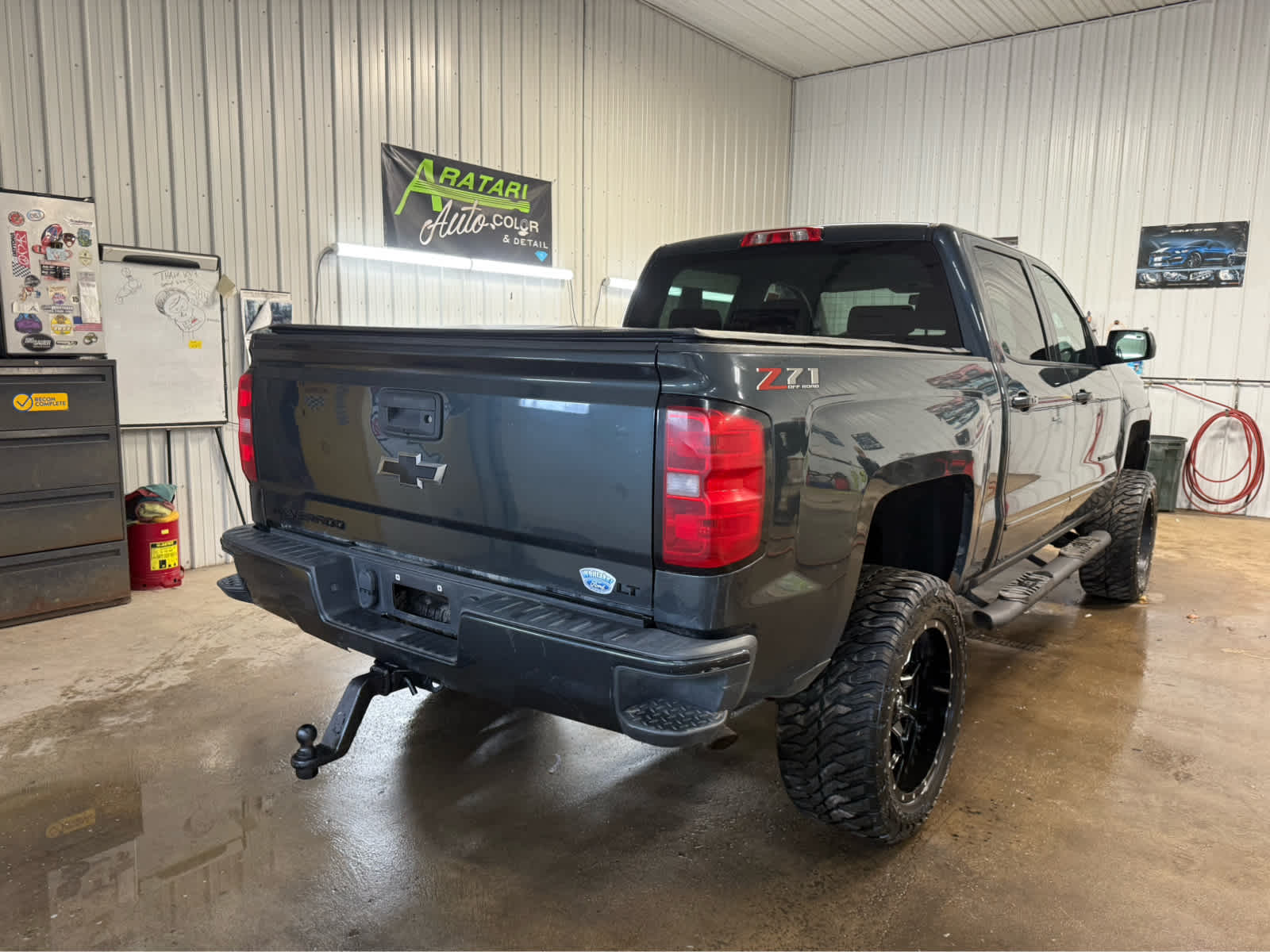 2018 Chevrolet Silverado 1500 LT - Graphite Metallic exterior view 7