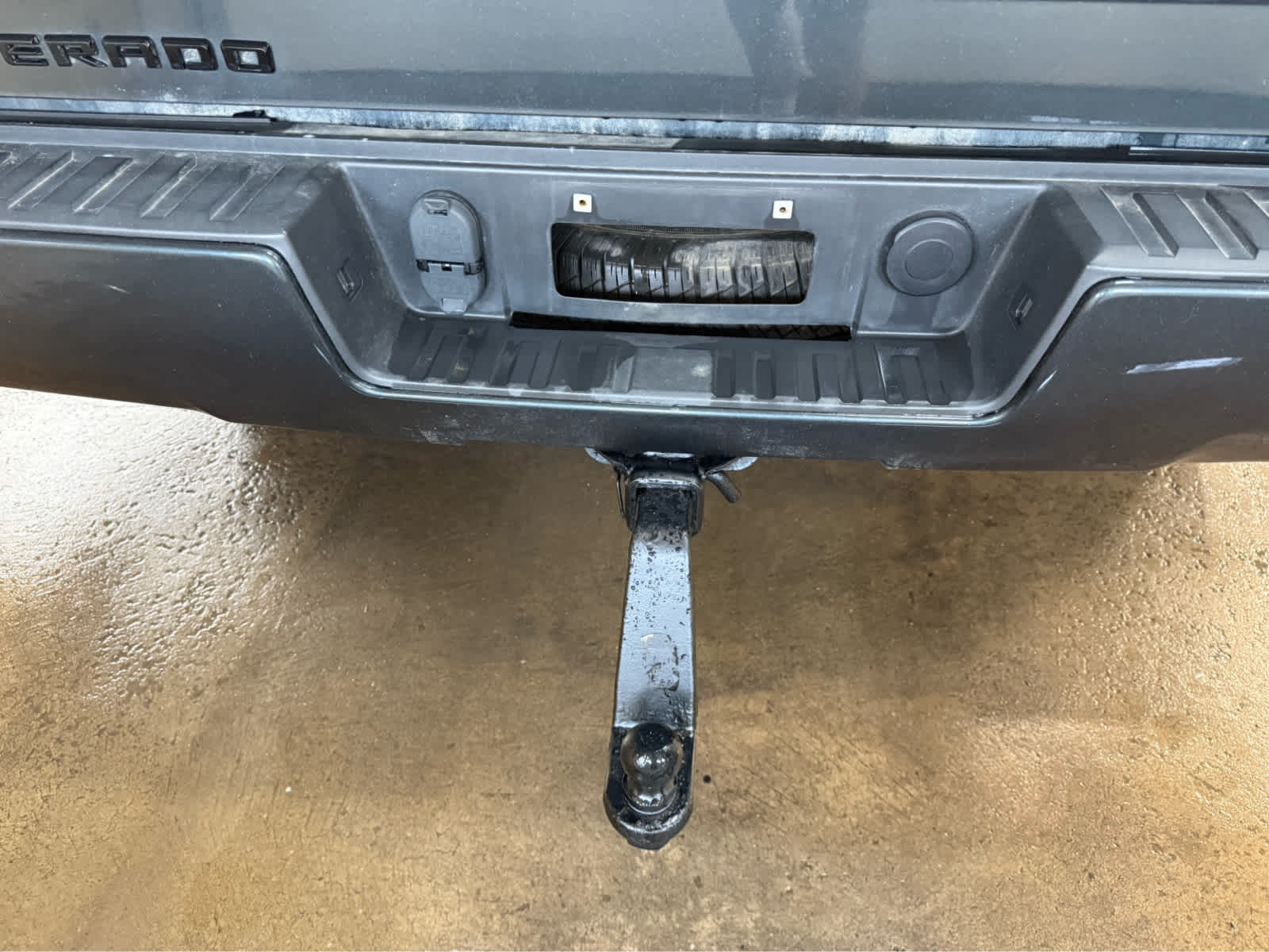 2018 Chevrolet Silverado 1500 LT - Graphite Metallic exterior view 8