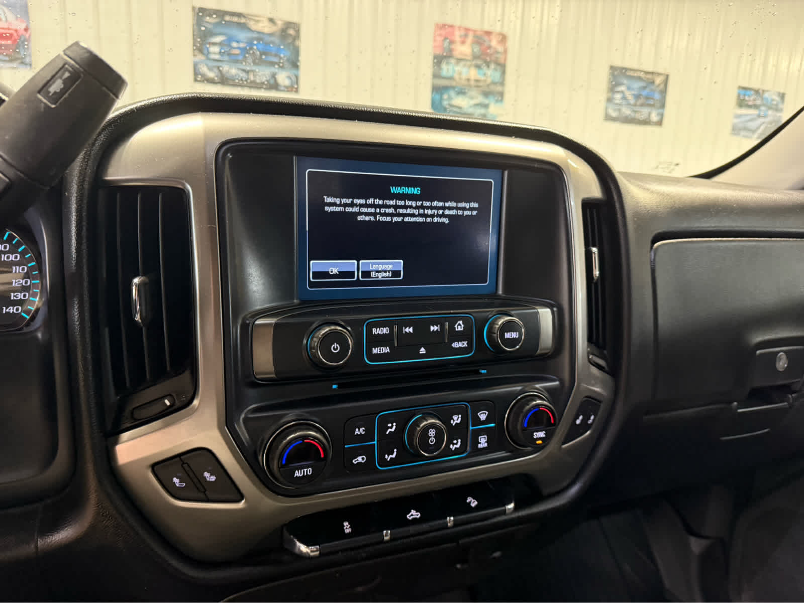 2018 Chevrolet Silverado 1500 LT - Graphite Metallic exterior view 15