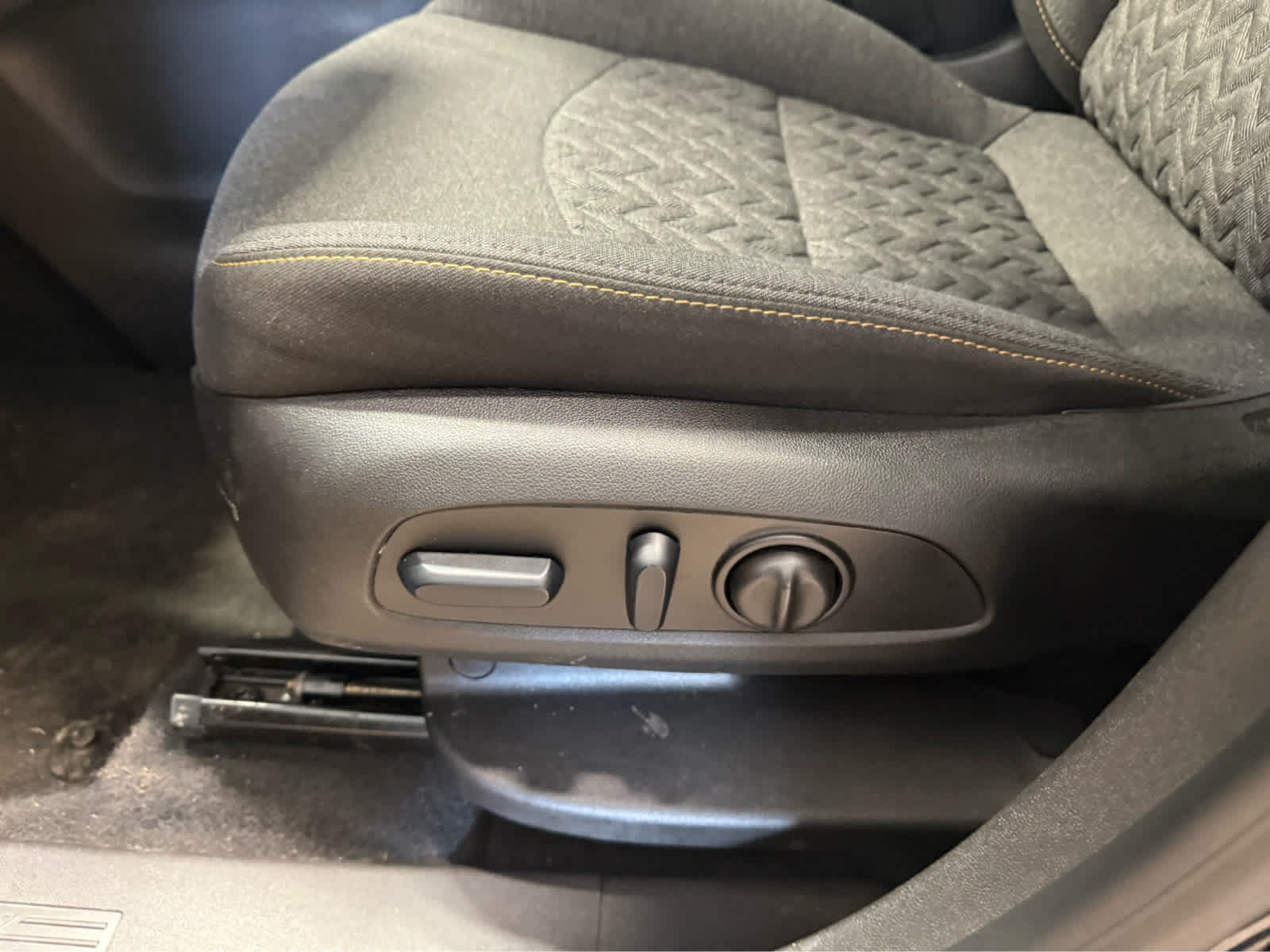 2024 Chevrolet Equinox LT - Sterling Gray Metallic exterior view 8