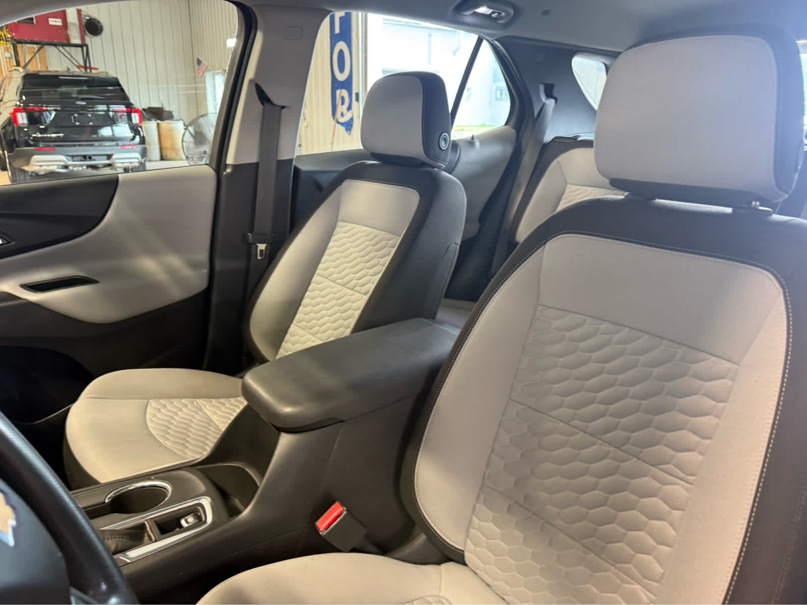 2019 Chevrolet Equinox LS - Summit White exterior view 15