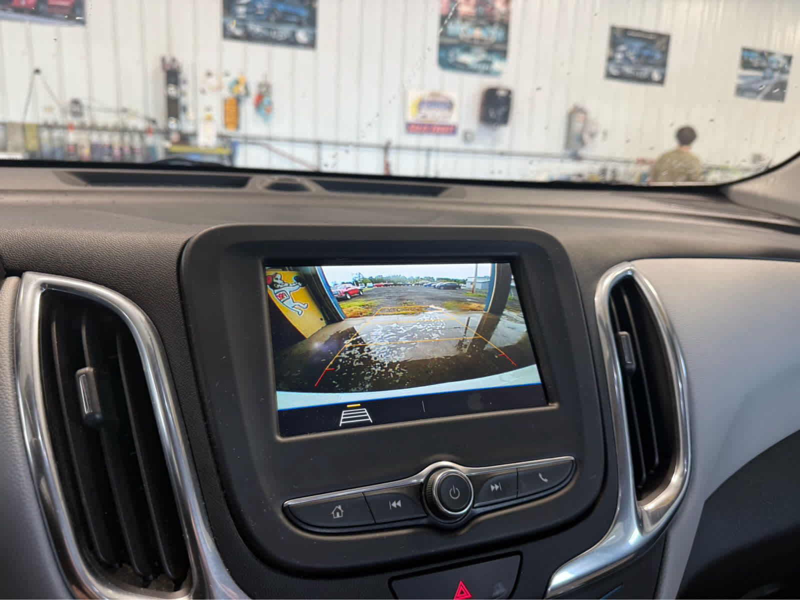 2019 Chevrolet Equinox LS - Summit White exterior view 20