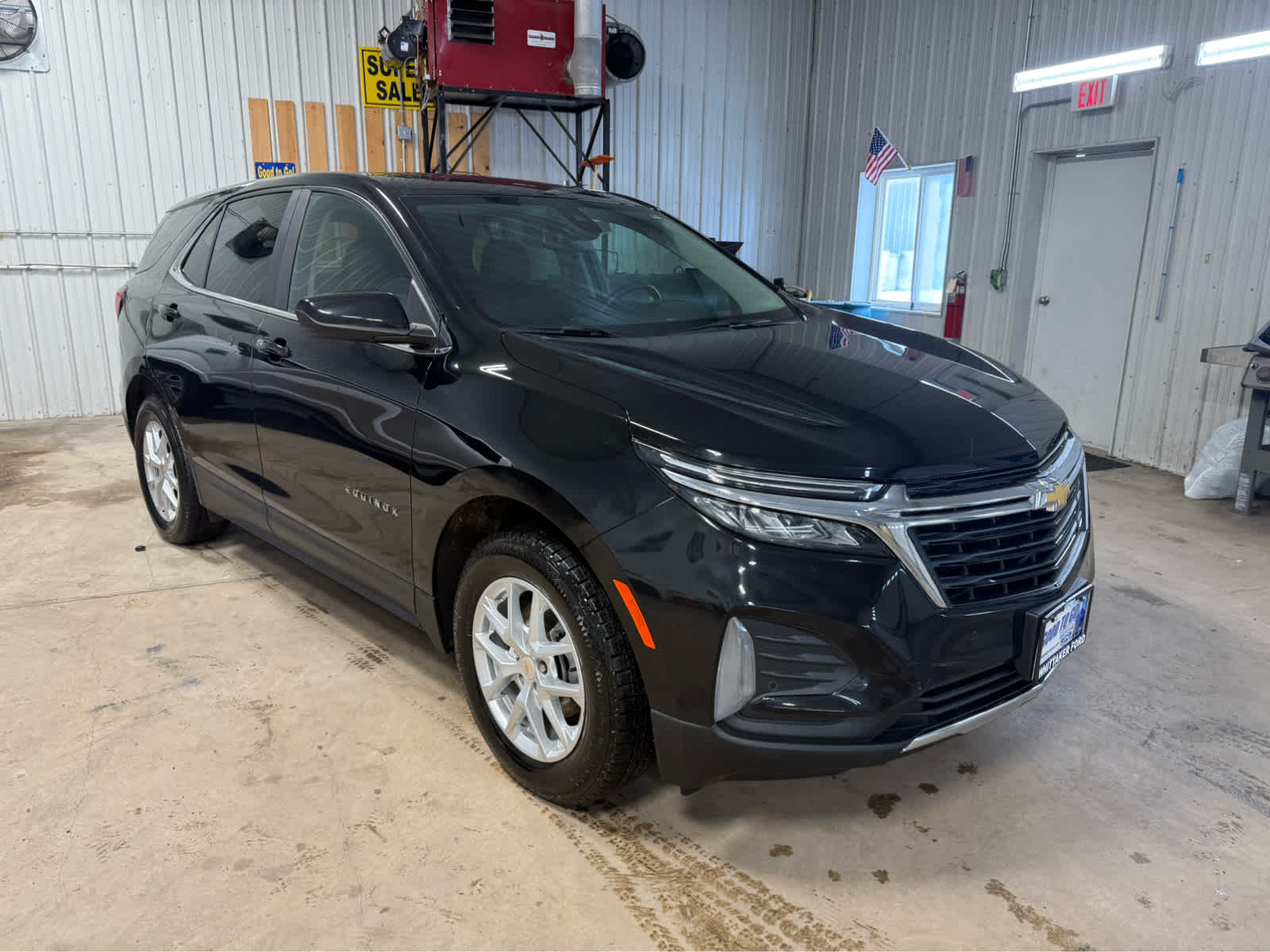 2024 Chevrolet Equinox LT - Mosaic Black Metallic exterior view 2