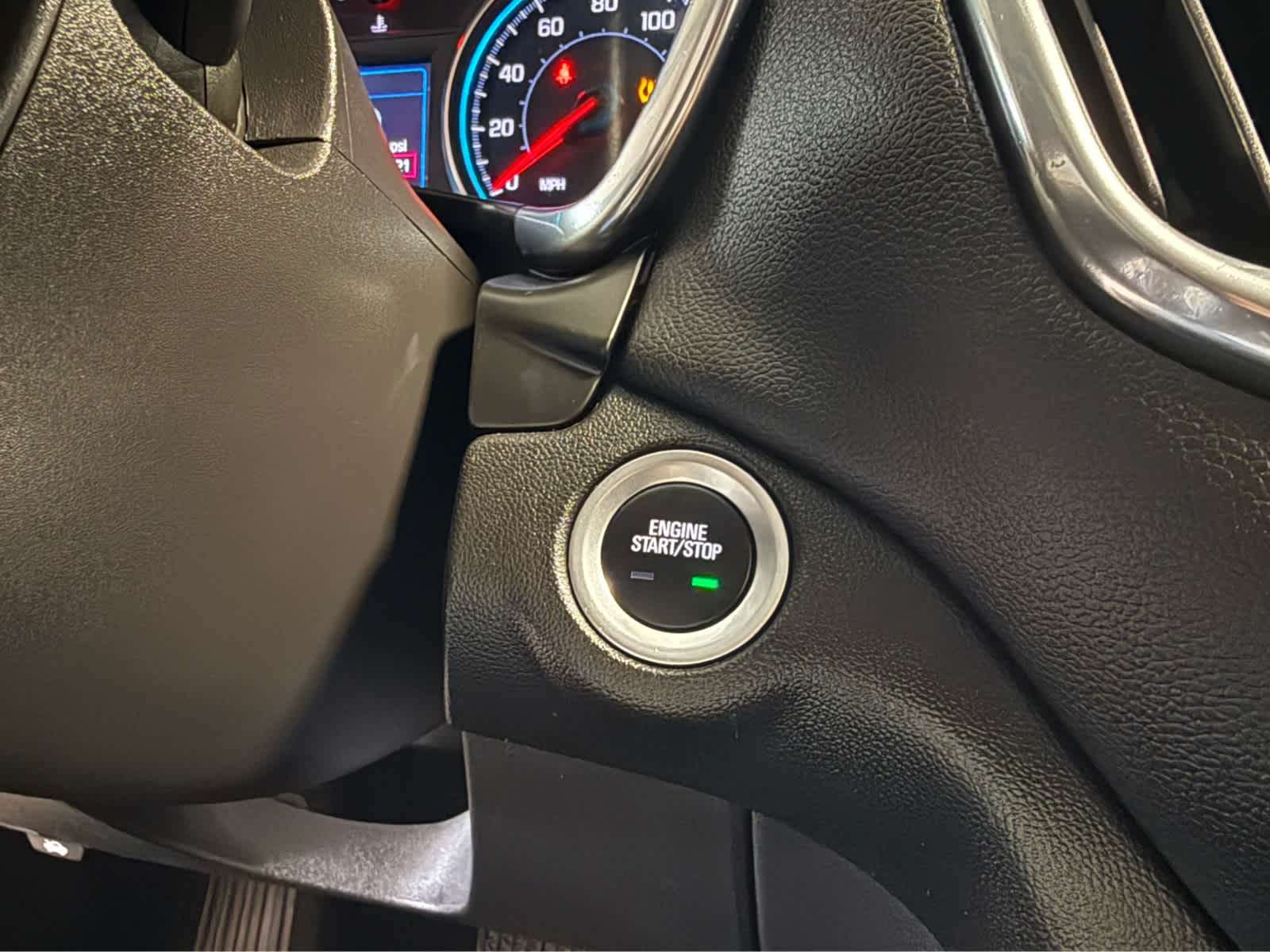 2024 Chevrolet Equinox LT - Mosaic Black Metallic exterior view 11