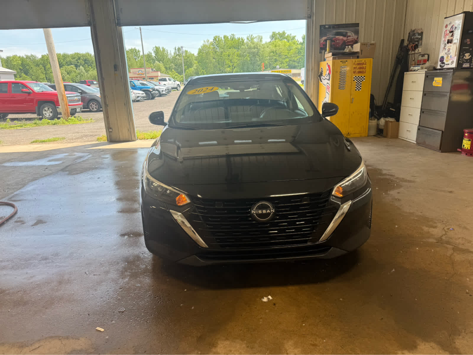 2024 Nissan Sentra SV - Super Black exterior view 3