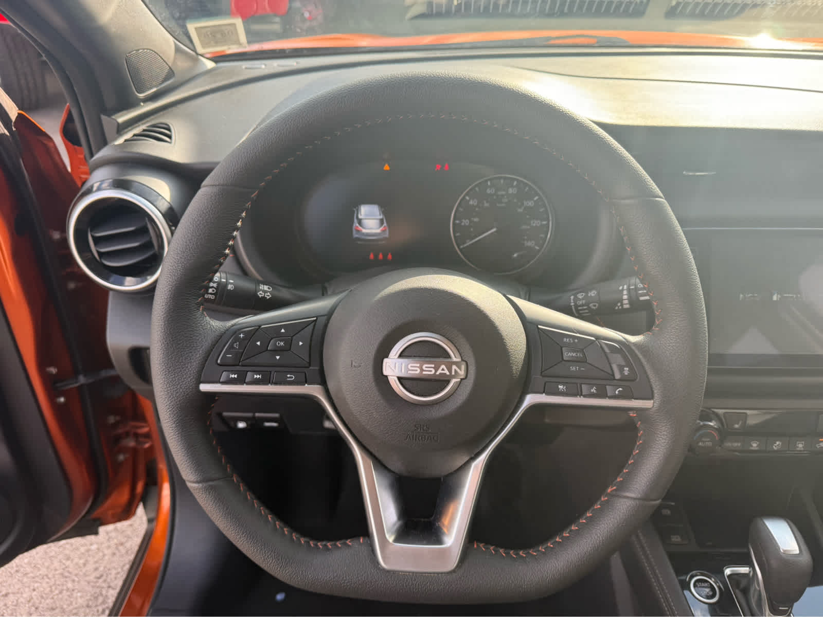 2024 Nissan Kicks SR - Monarch Orange Metallic/Super Black exterior view 8