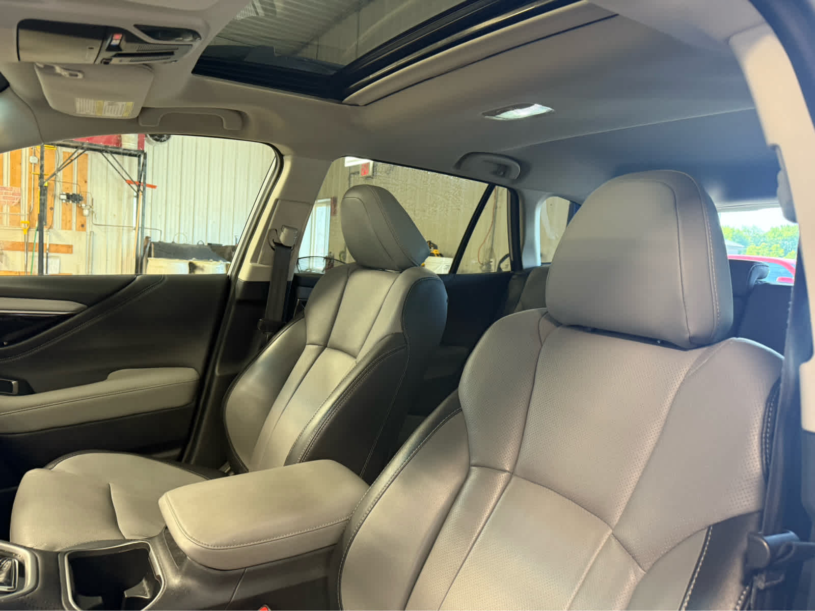 2020 Subaru Outback Limited - Ice Silver Metallic exterior view 15