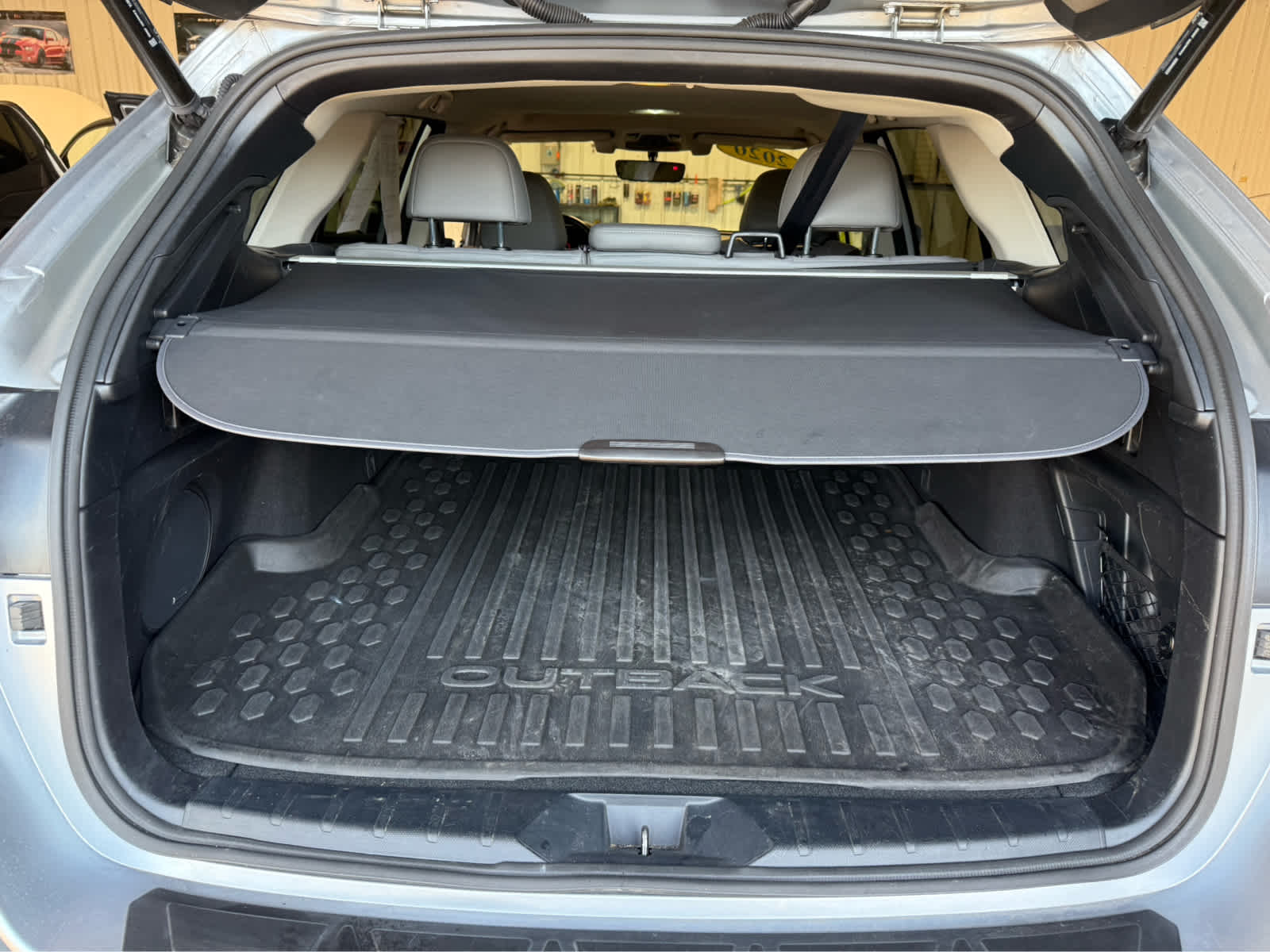 2020 Subaru Outback Limited - Ice Silver Metallic exterior view 20