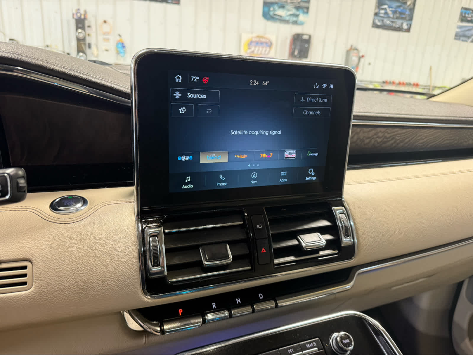 2020 Lincoln Navigator Reserve - Infinite Black exterior view 12