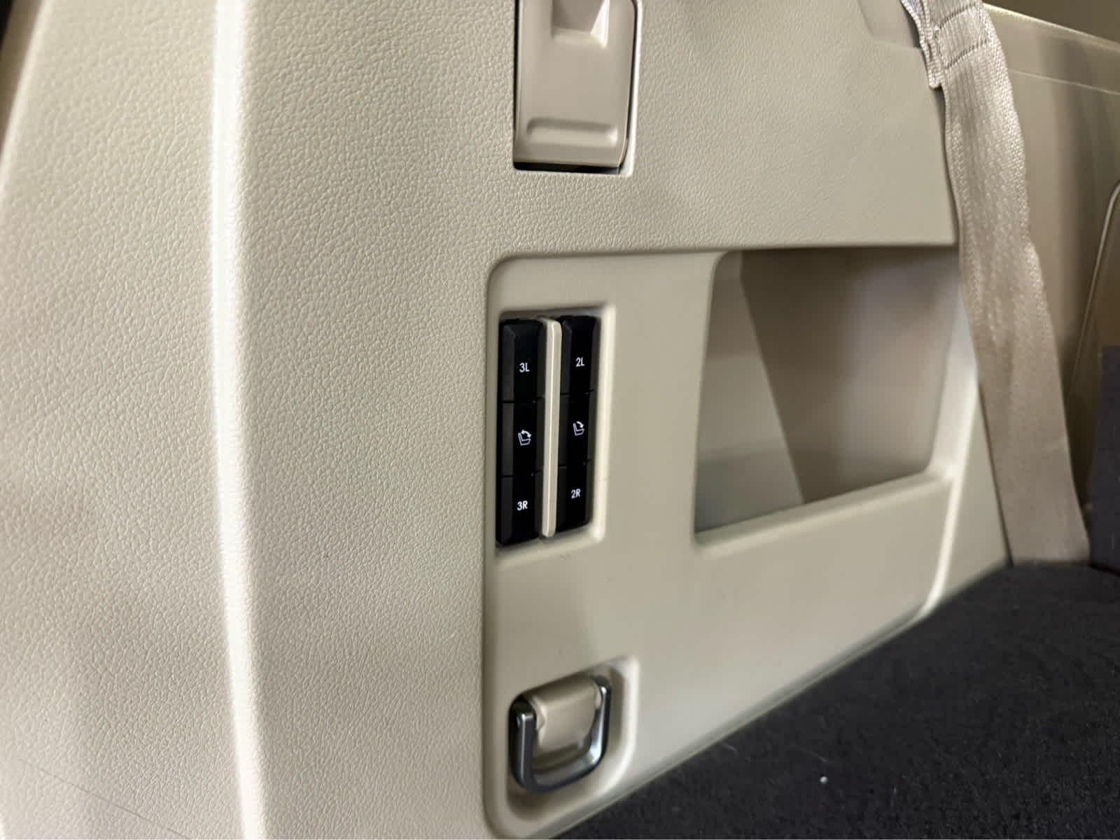 2020 Lincoln Navigator Reserve - Infinite Black exterior view 20