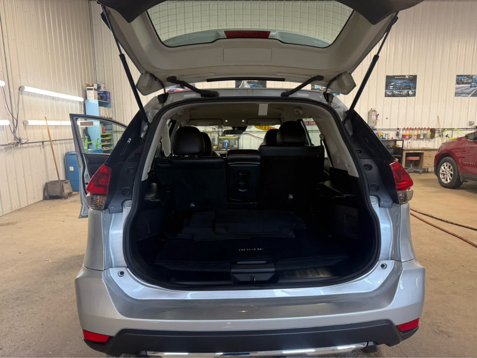 2019 Nissan Rogue S - Brilliant Silver Metallic exterior view 16