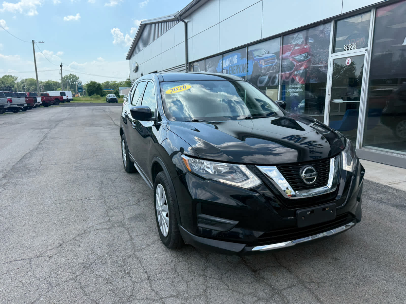 2020 Nissan Rogue S - Magnetic Black Pearl exterior view 2