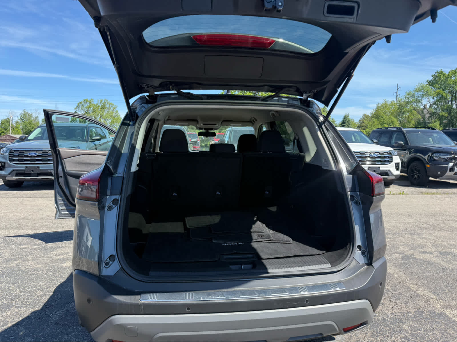 2023 Nissan Rogue S - Gun Metallic exterior view 17
